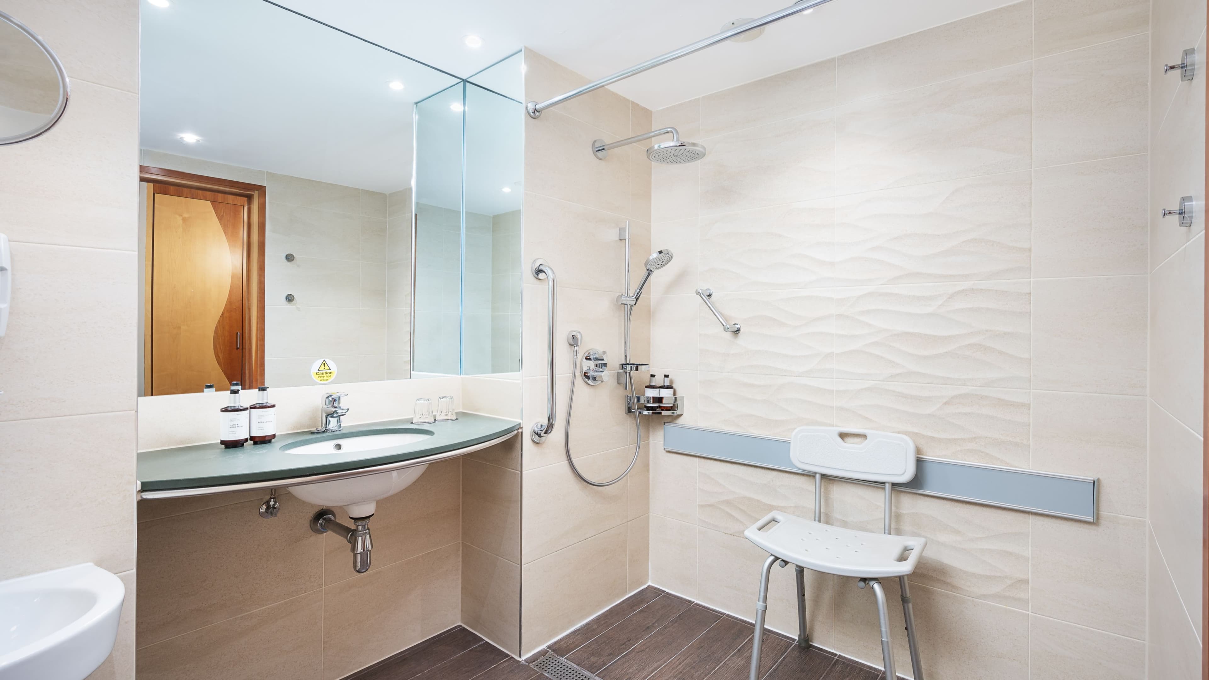 Standard Room - Image 5