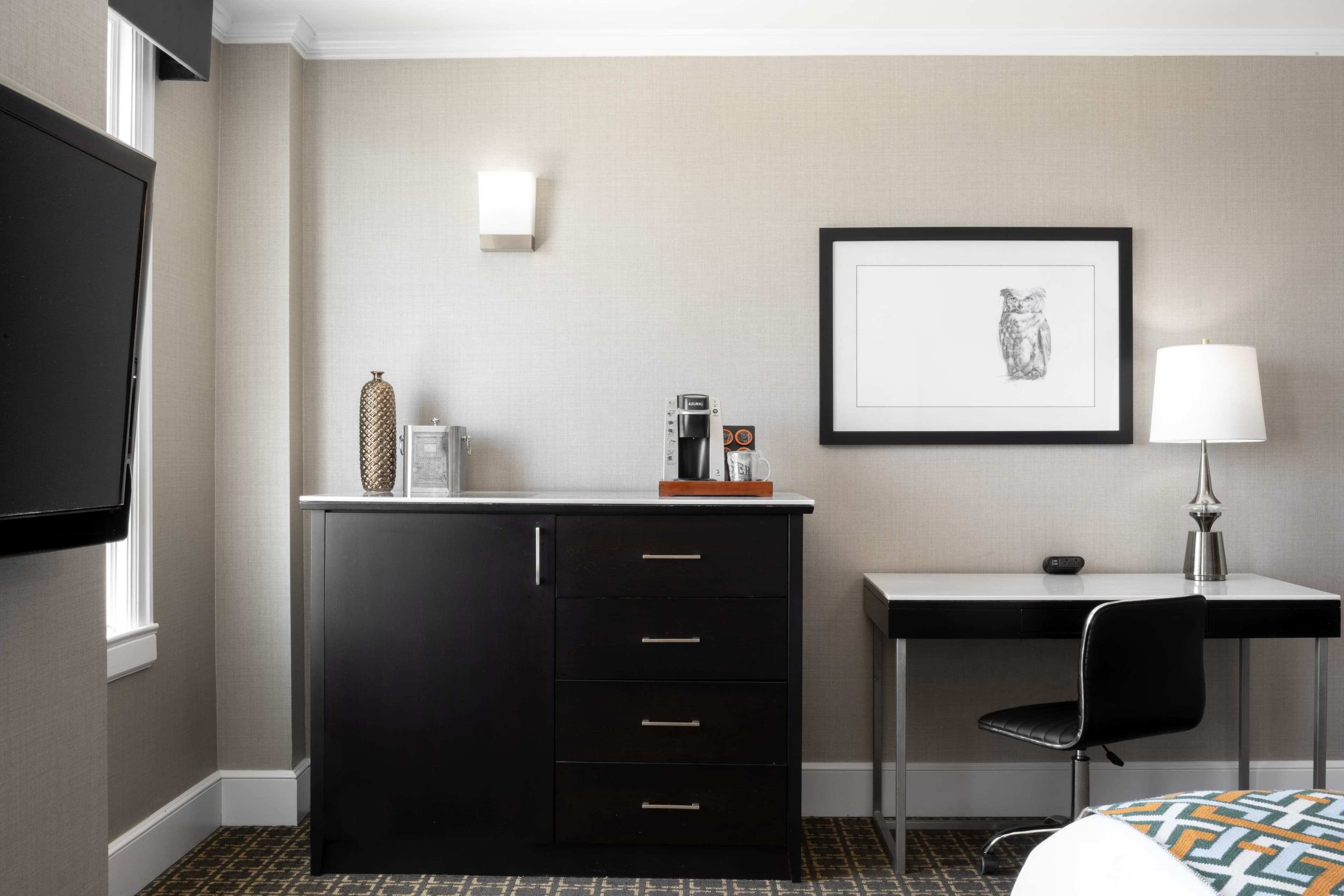 1 King Standard - Image 3