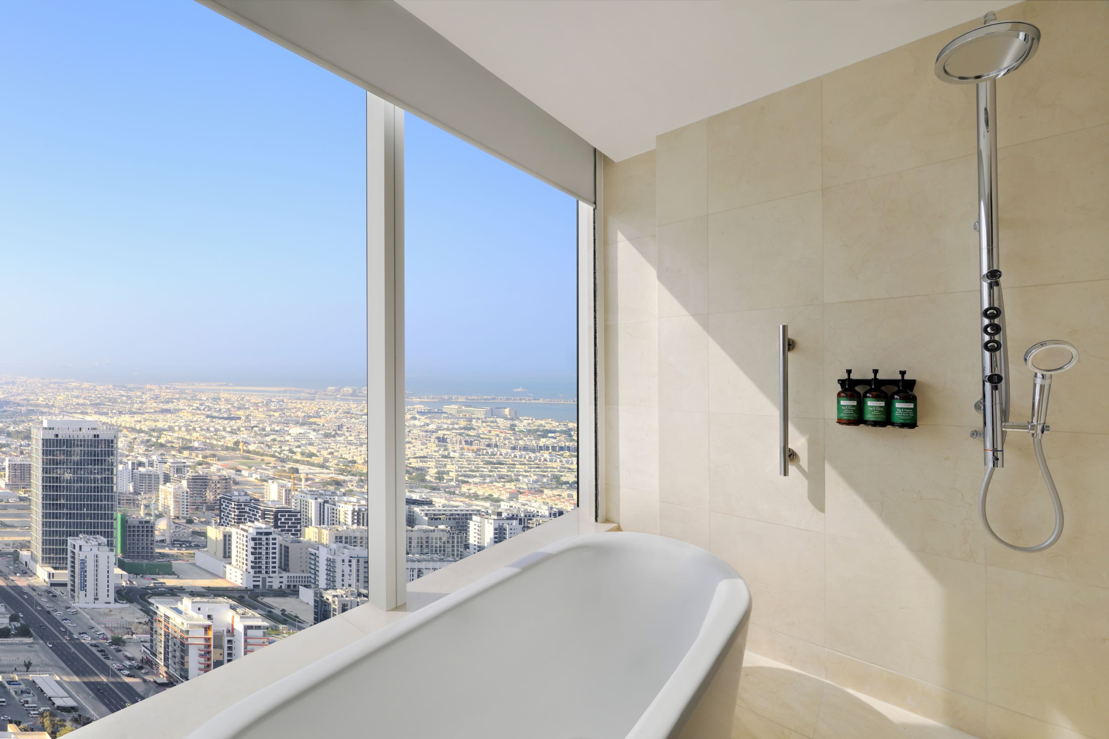 voco Dubai — 98