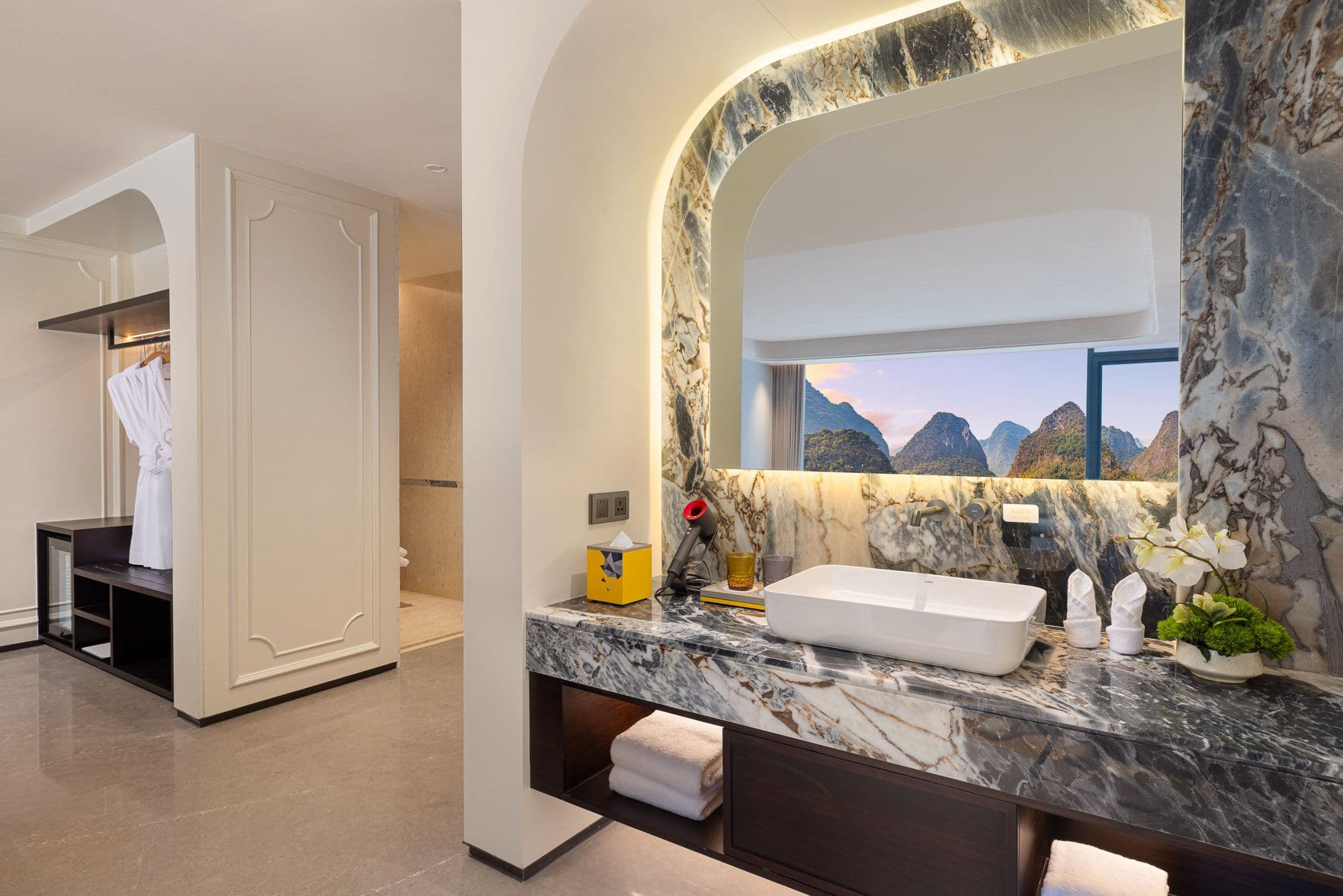 Standard Room - Image 6