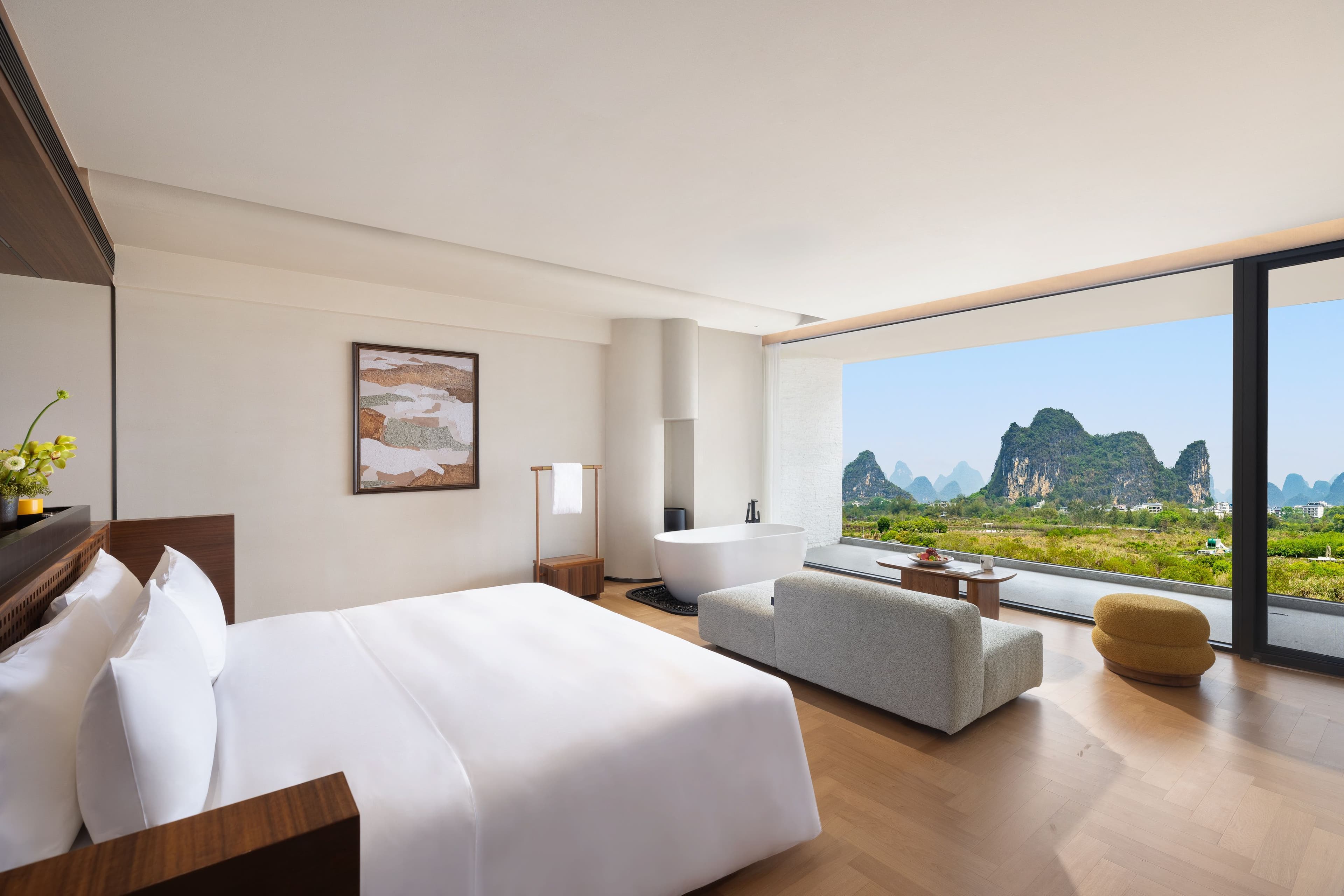 Standard Room - Image 12