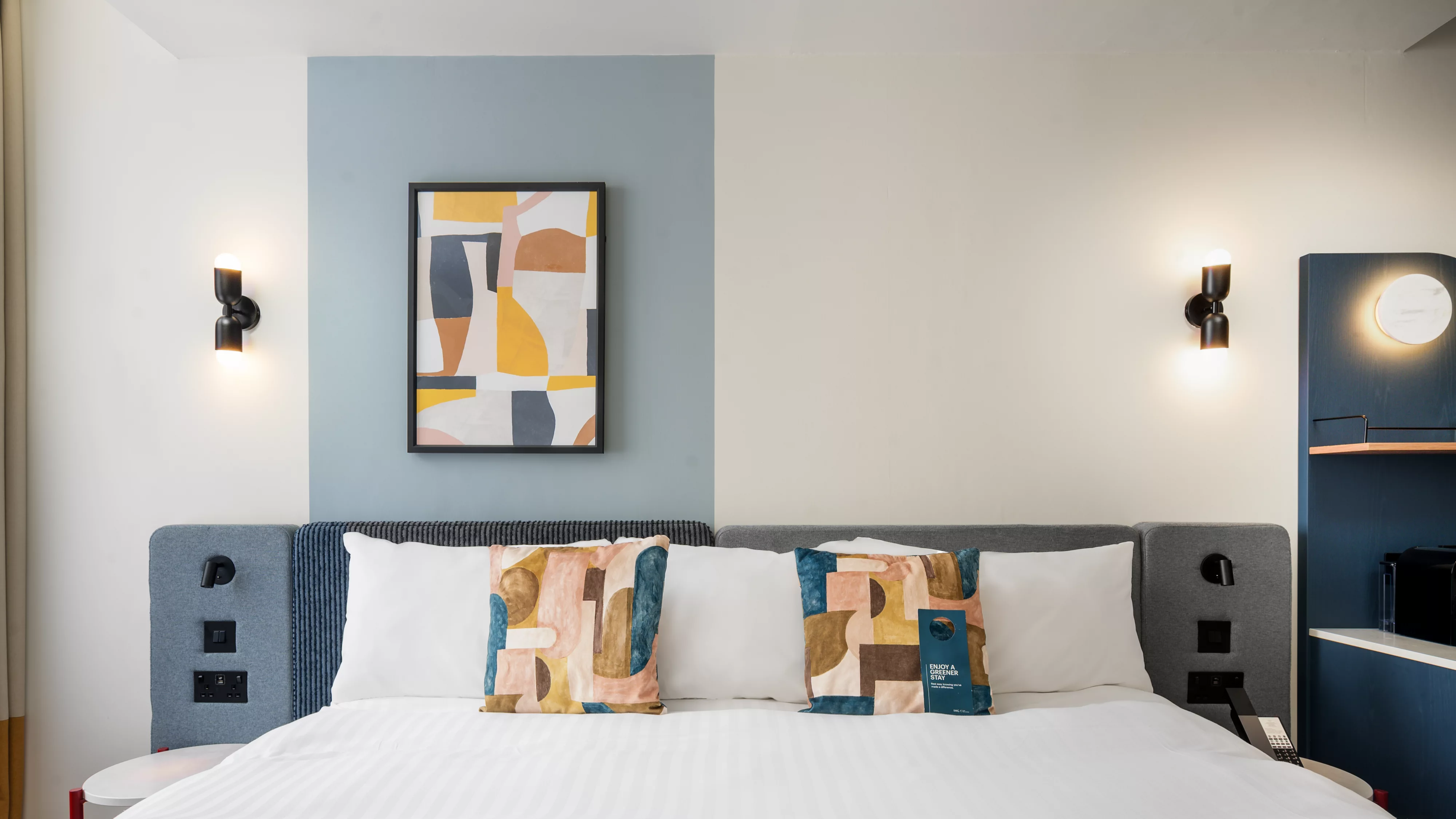 Independent (SPHC) London Bloomsbury Square Hotel — 8