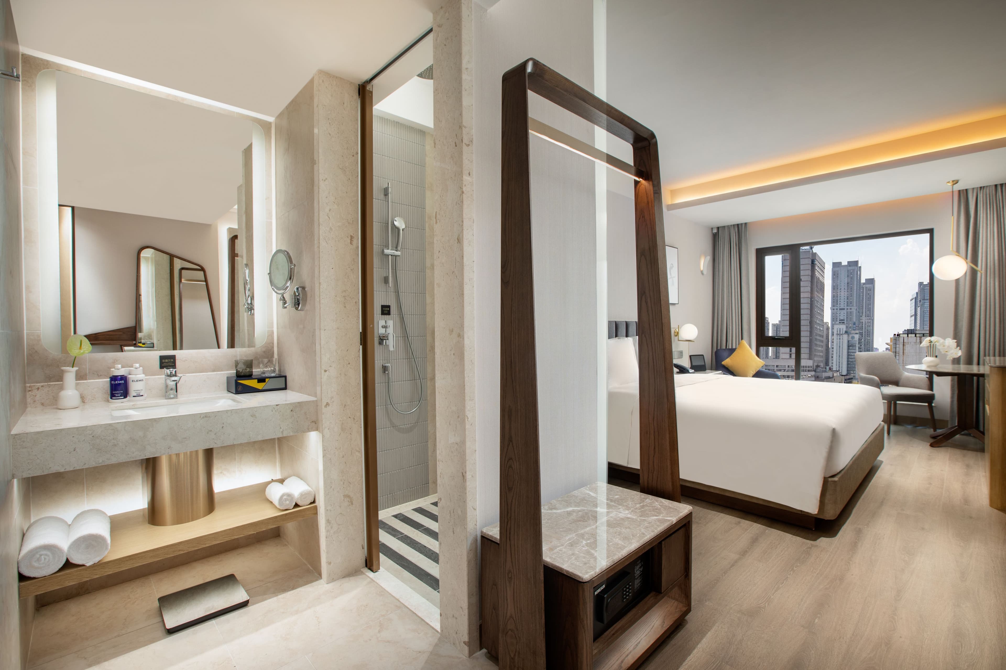 Standard Room - Image 8