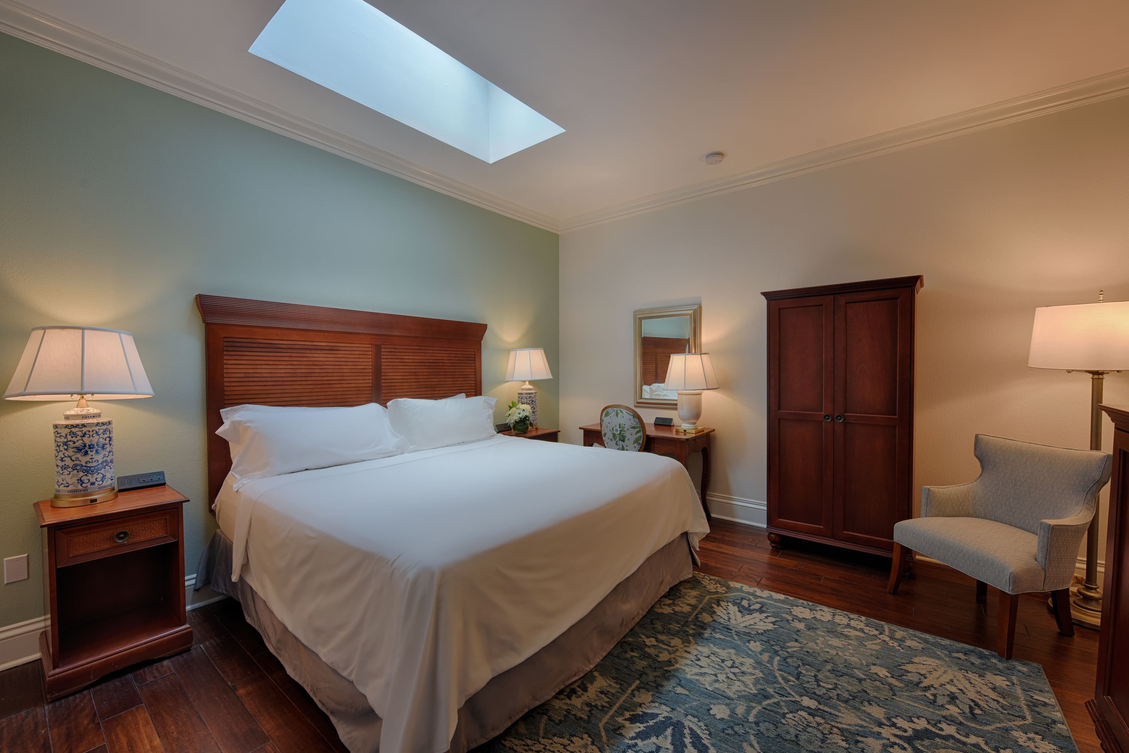 voco St. James Hotel — 6