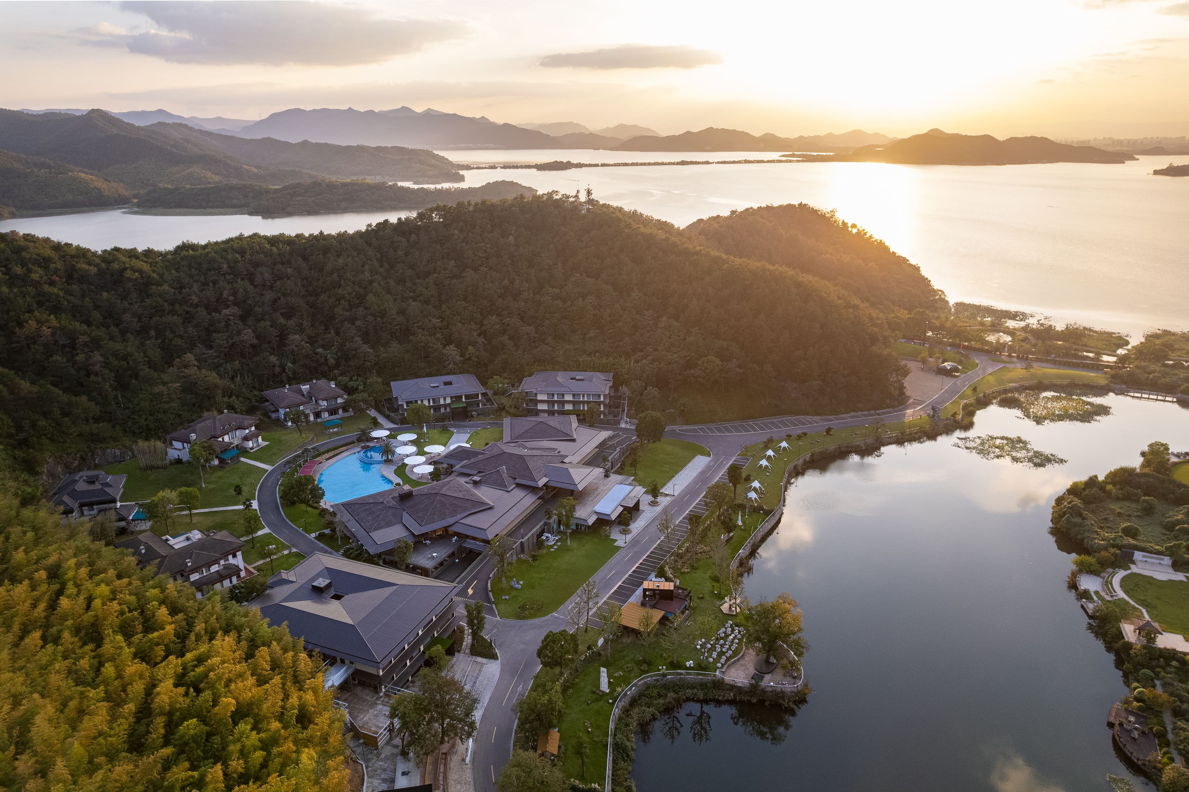 voco Ningbo Dongqian Lake - Image 1