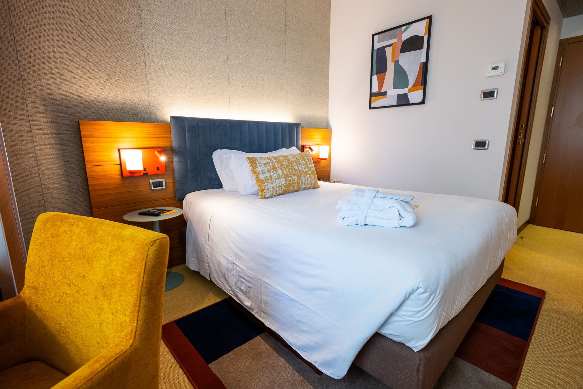 Cosy Room - Image 9