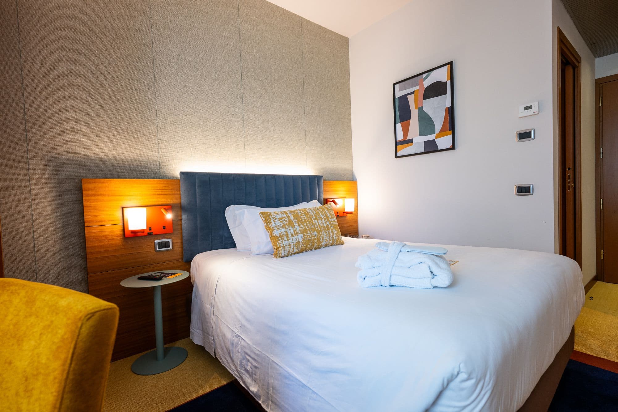 Cosy Room - Image 8