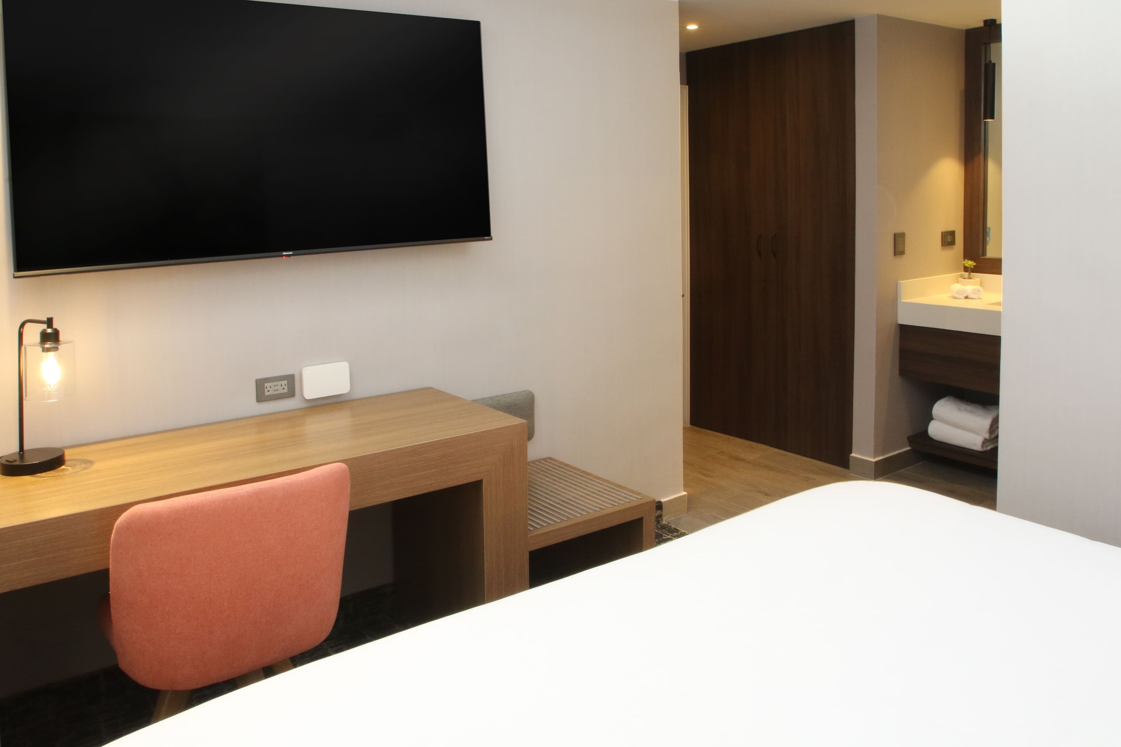 voco Saltillo Suites - Image 3