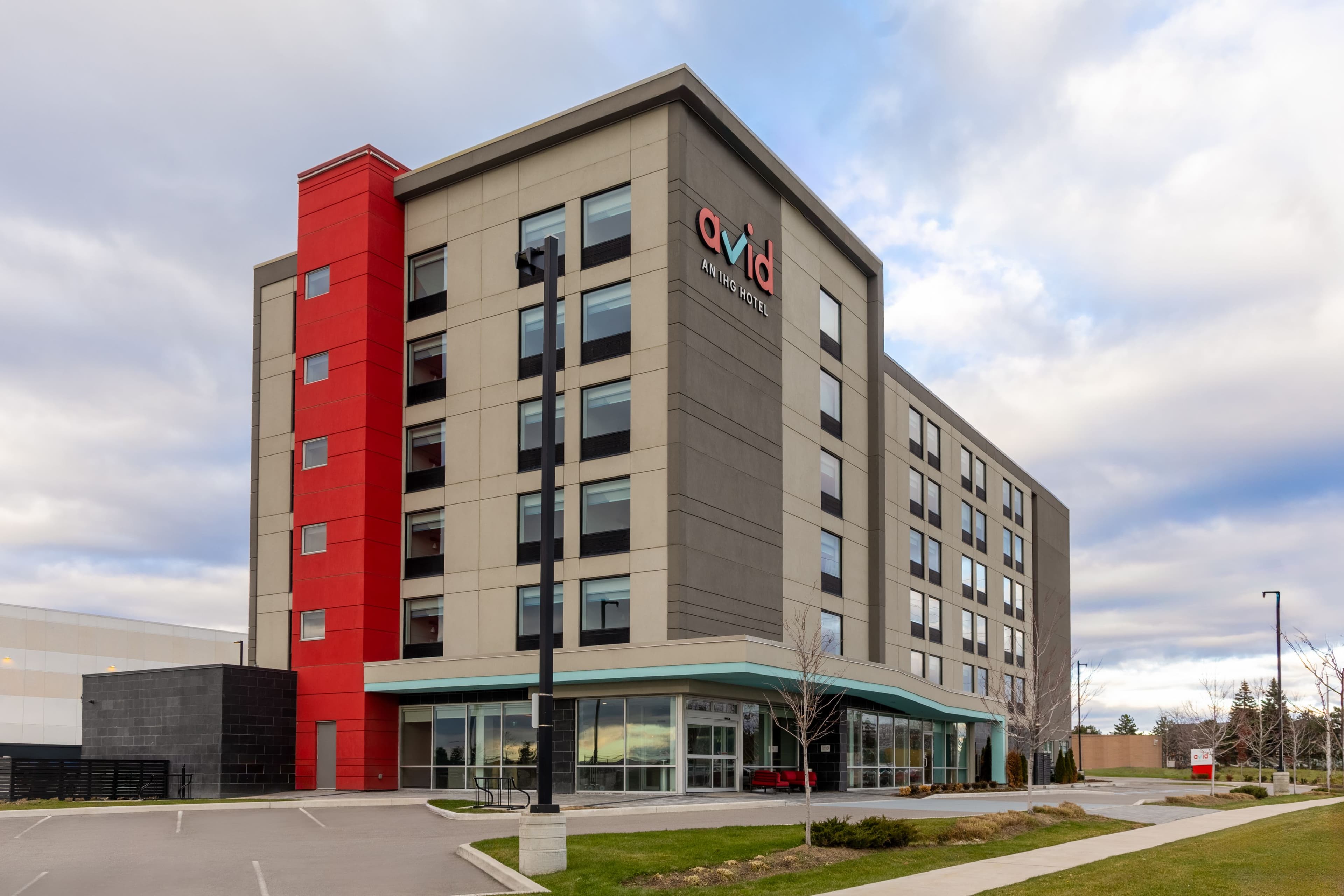 avid hotels Toronto - Vaughan Southwest - Image 1