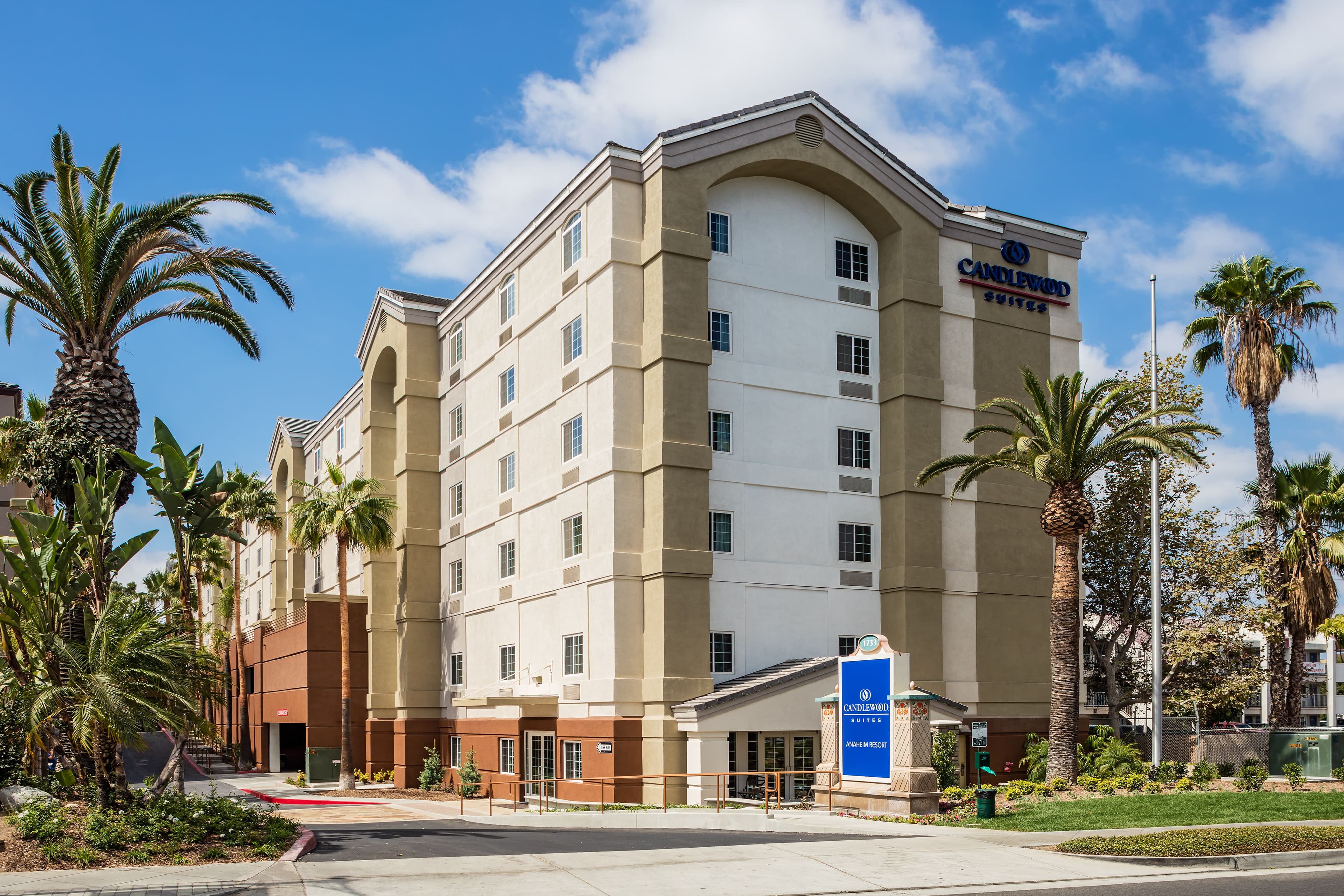 Candlewood Suites Anaheim - Resort Area - Image 1