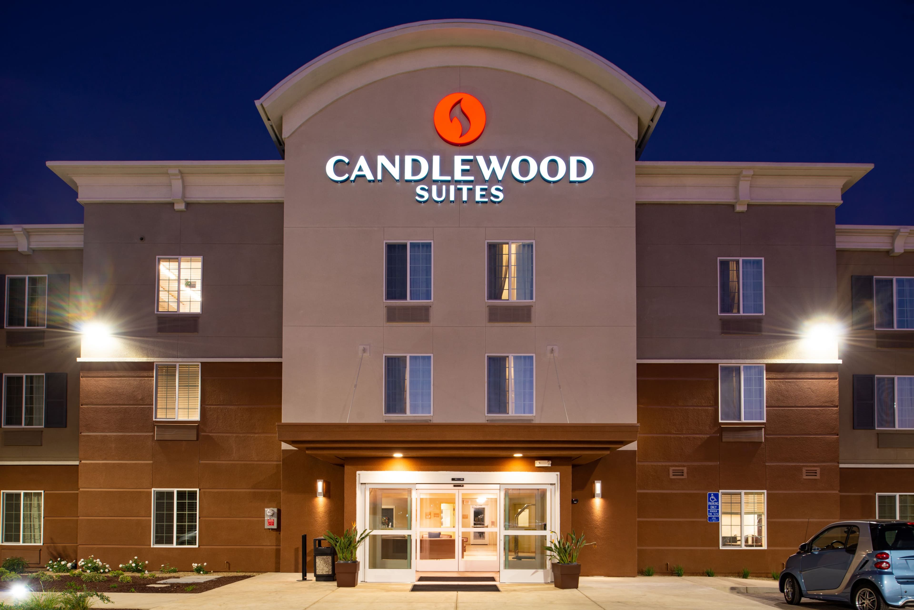 Candlewood Suites Lodi - Image 1