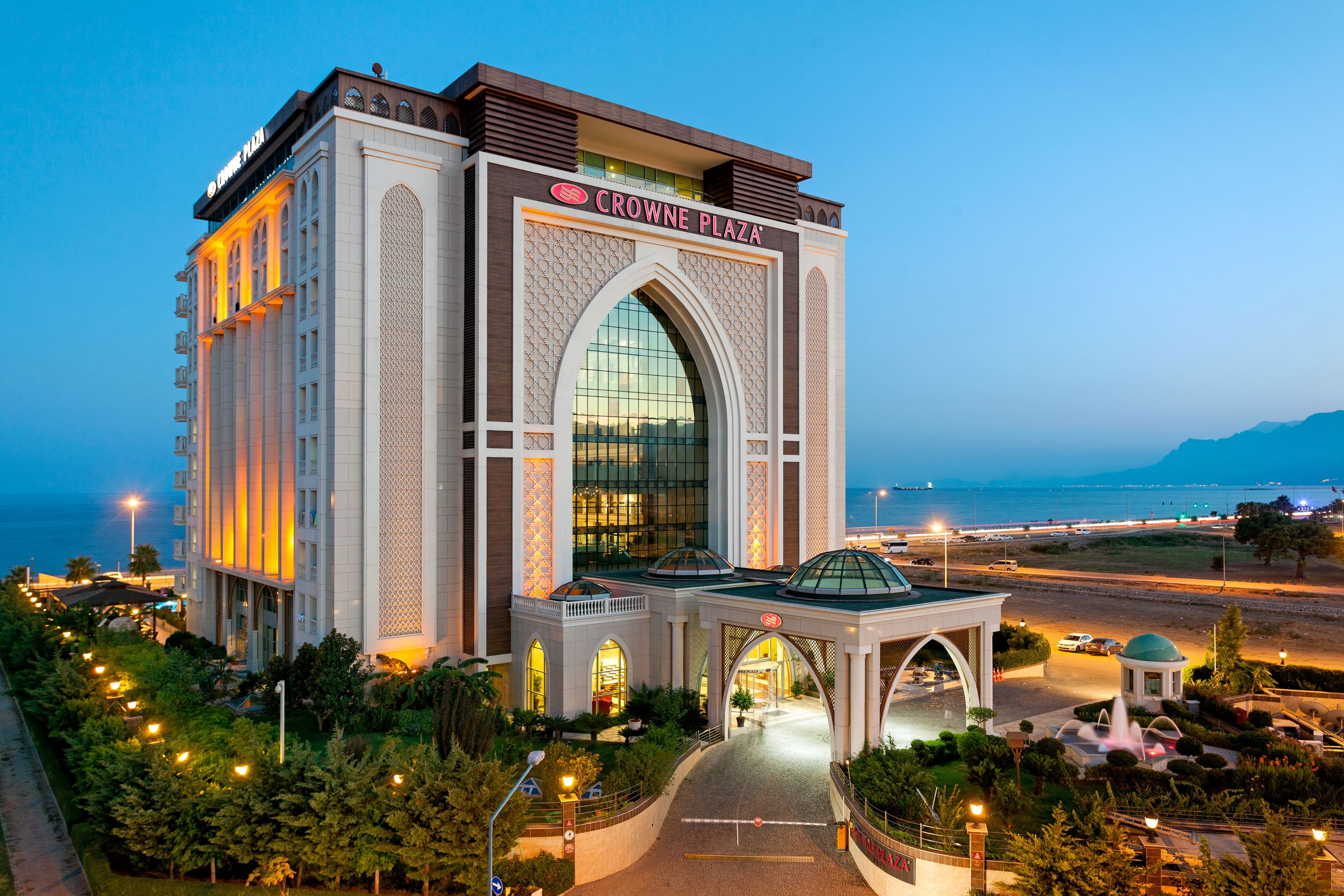 Crowne Plaza Antalya - Image 1