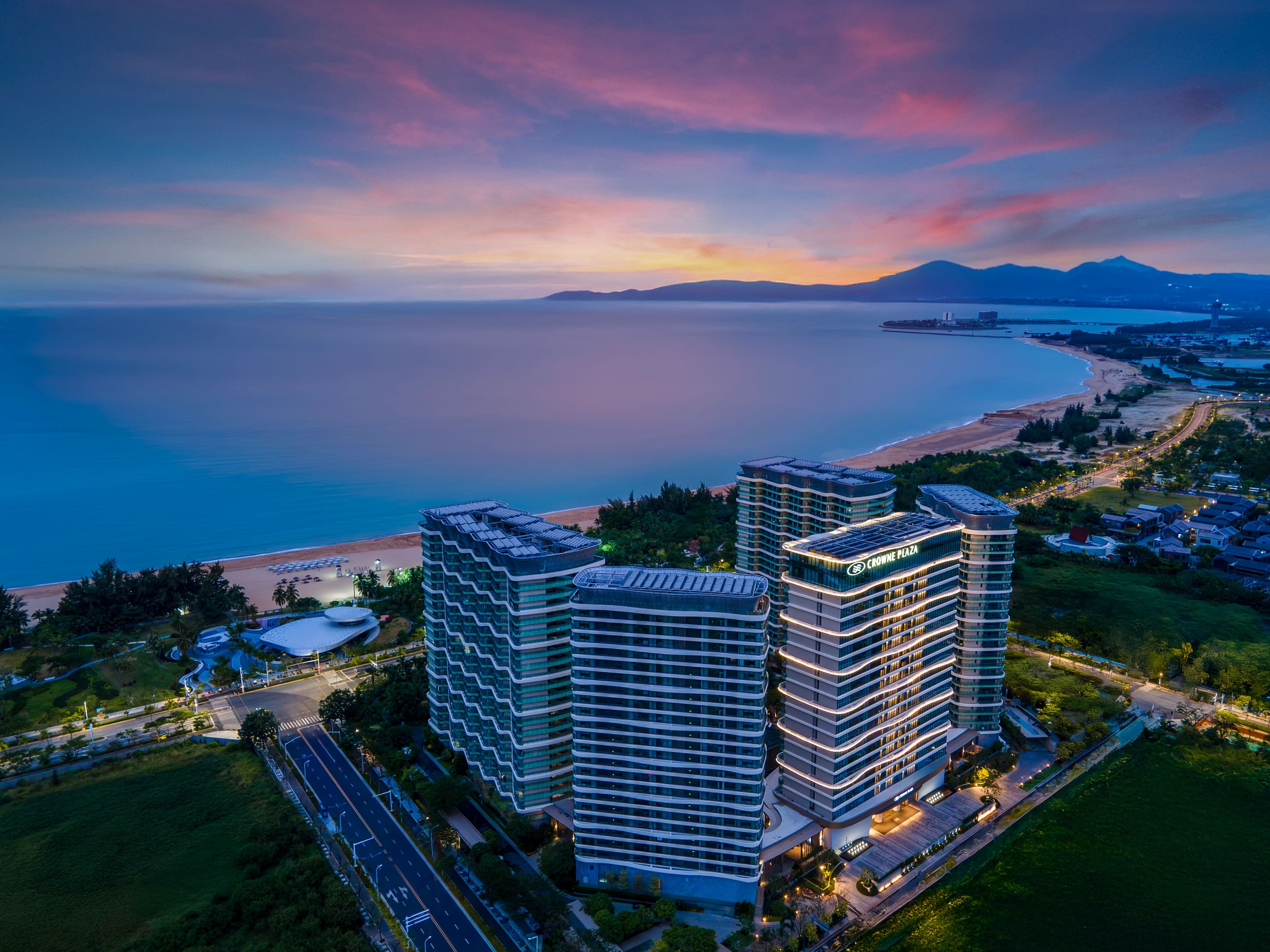 Crowne Plaza Sanya Yazhou Bay - Image 1