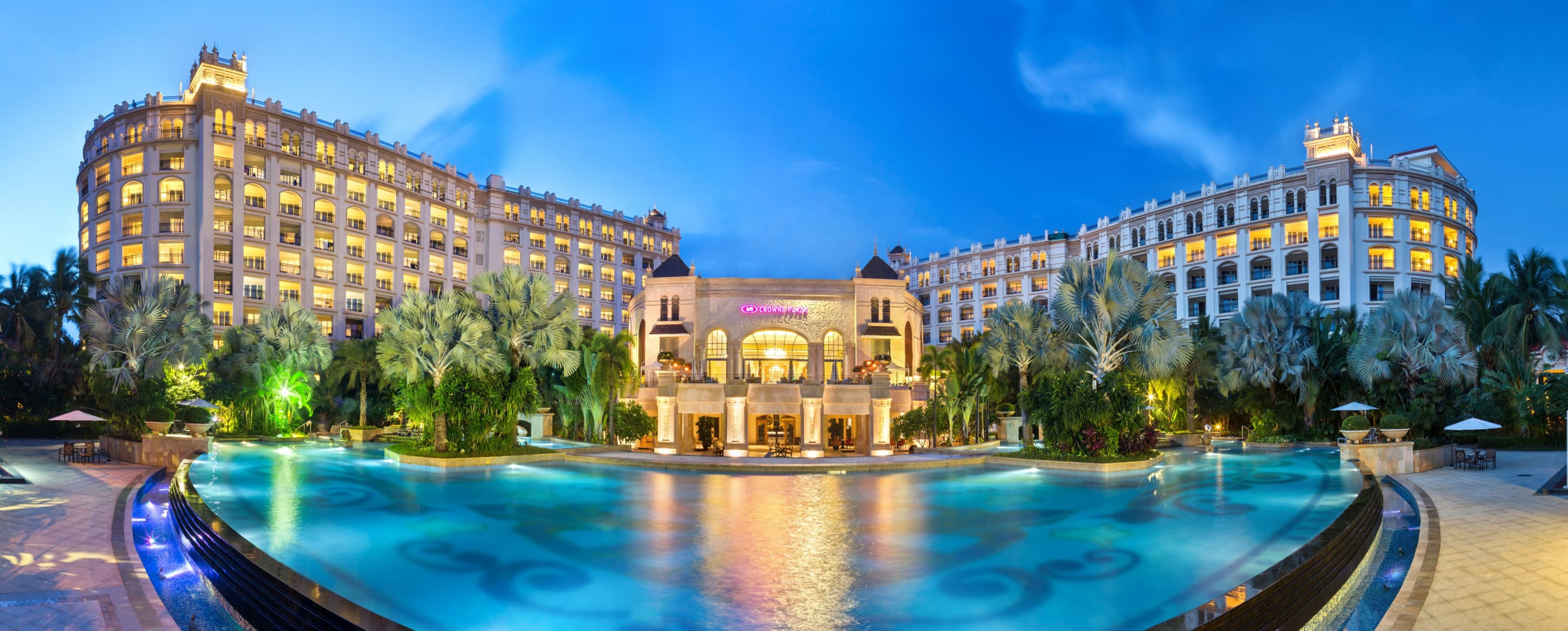Crowne Plaza Resort Sanya Bay - Image 1