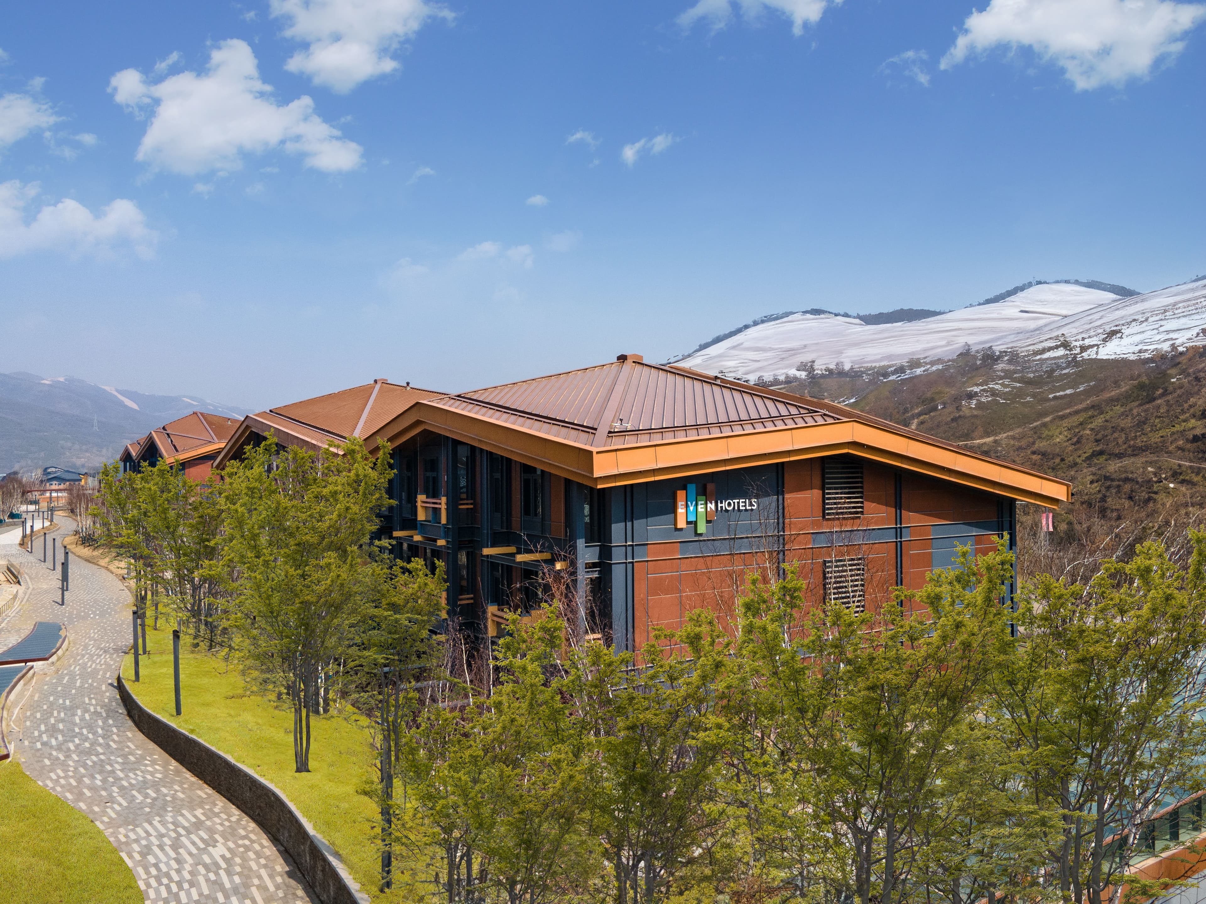 EVEN Hotel Chongli - Image 1