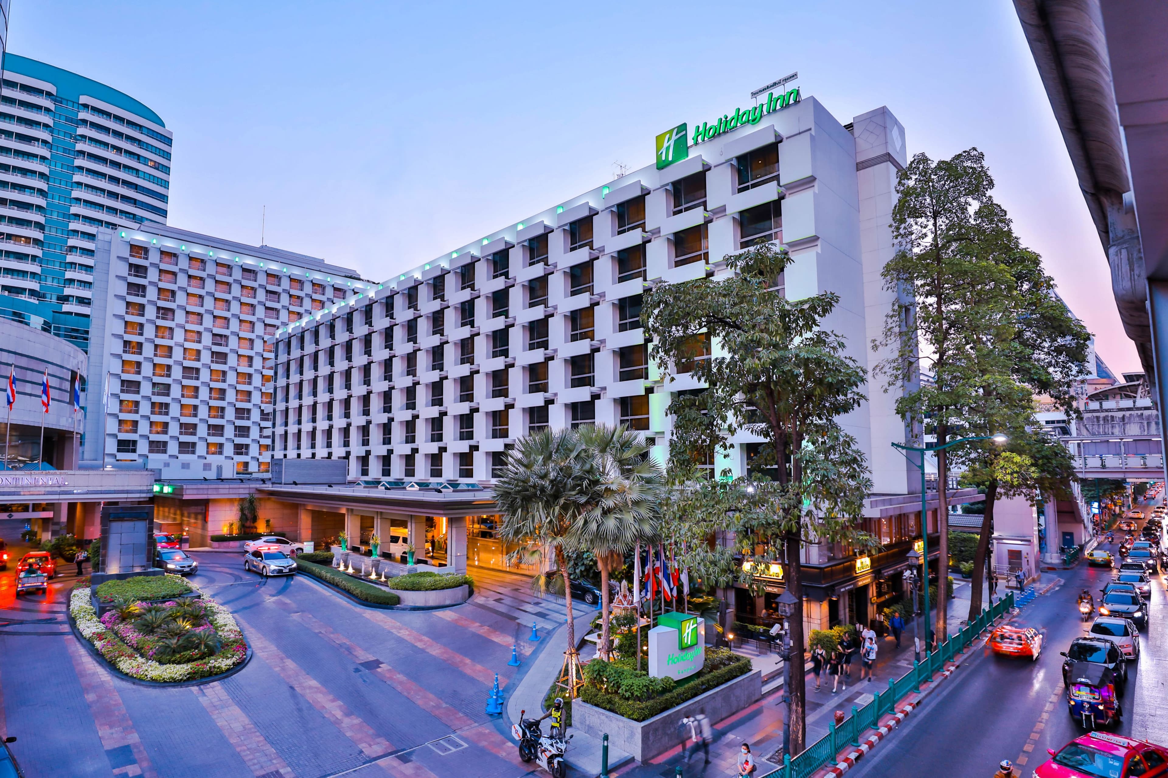 Holiday Inn Bangkok - Image 1