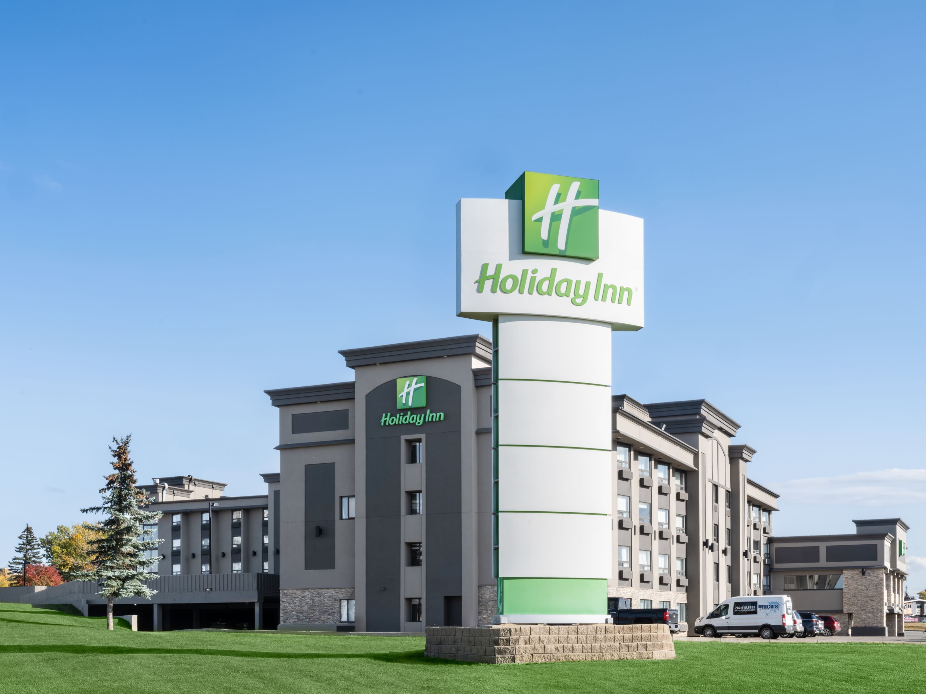 Holiday Inn Calgary-Airport - Image 1