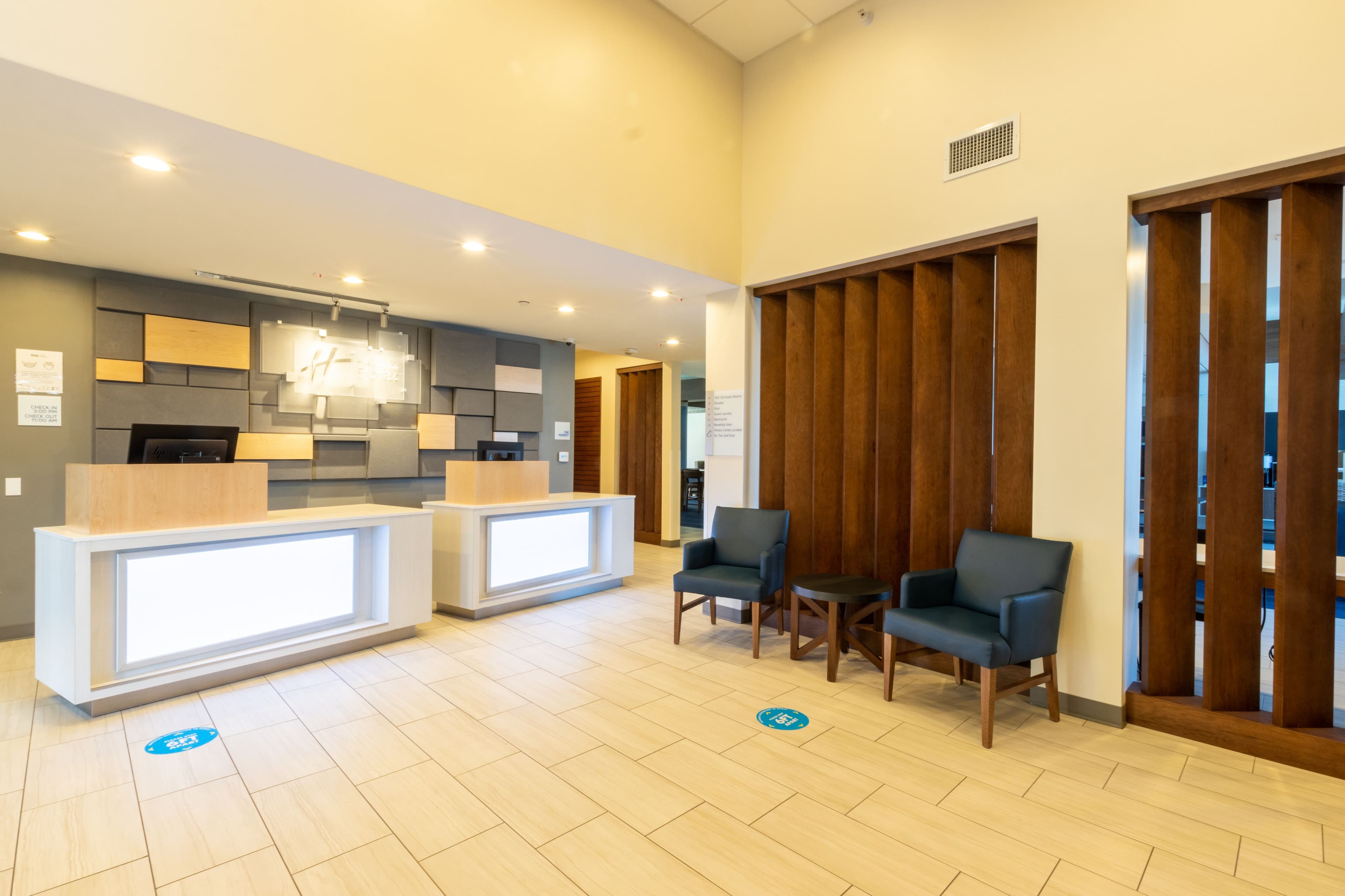 Holiday Inn Express Anaheim West - Image 1