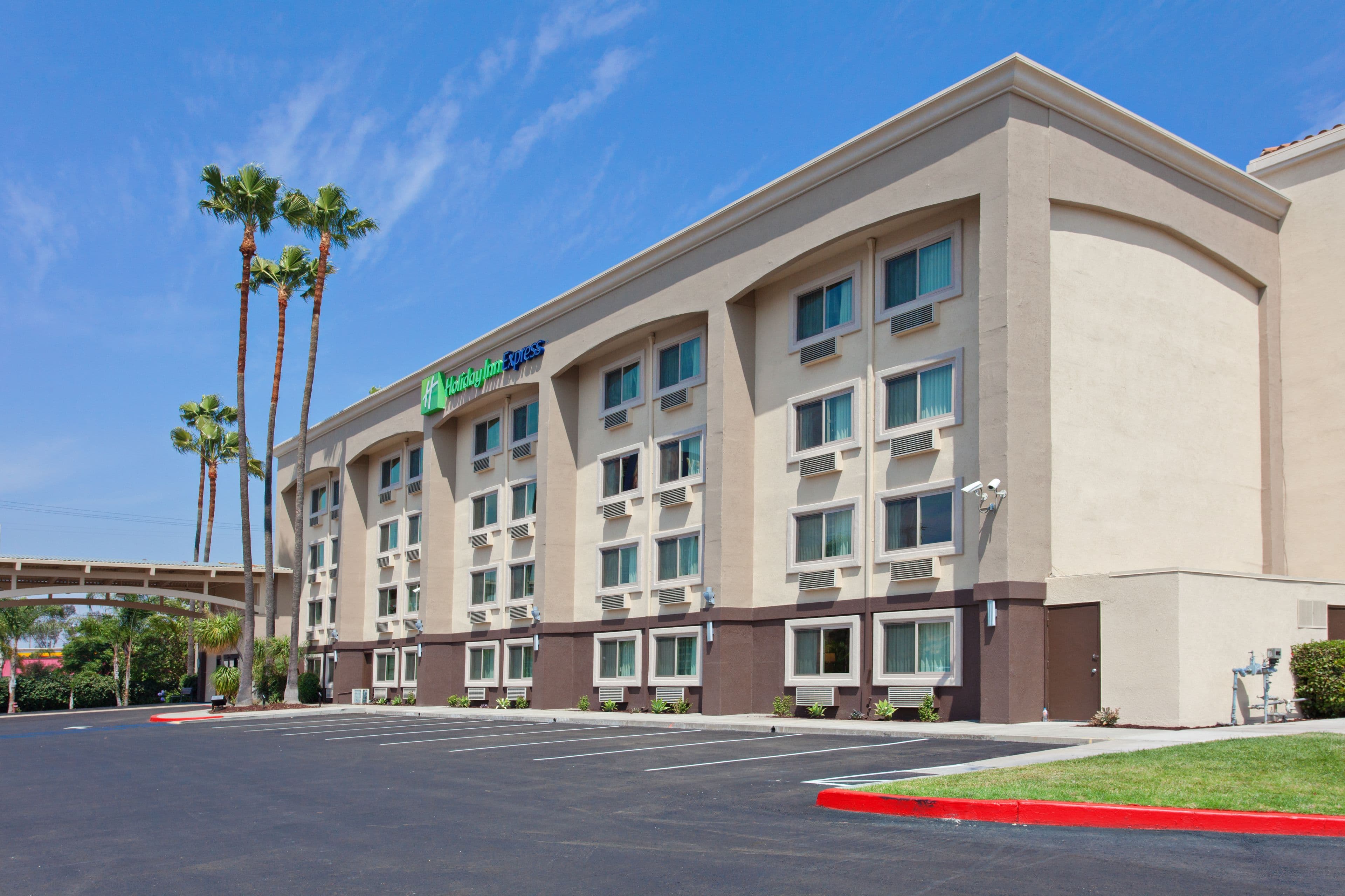 Holiday Inn Express San Bernardino - Colton - Image 1