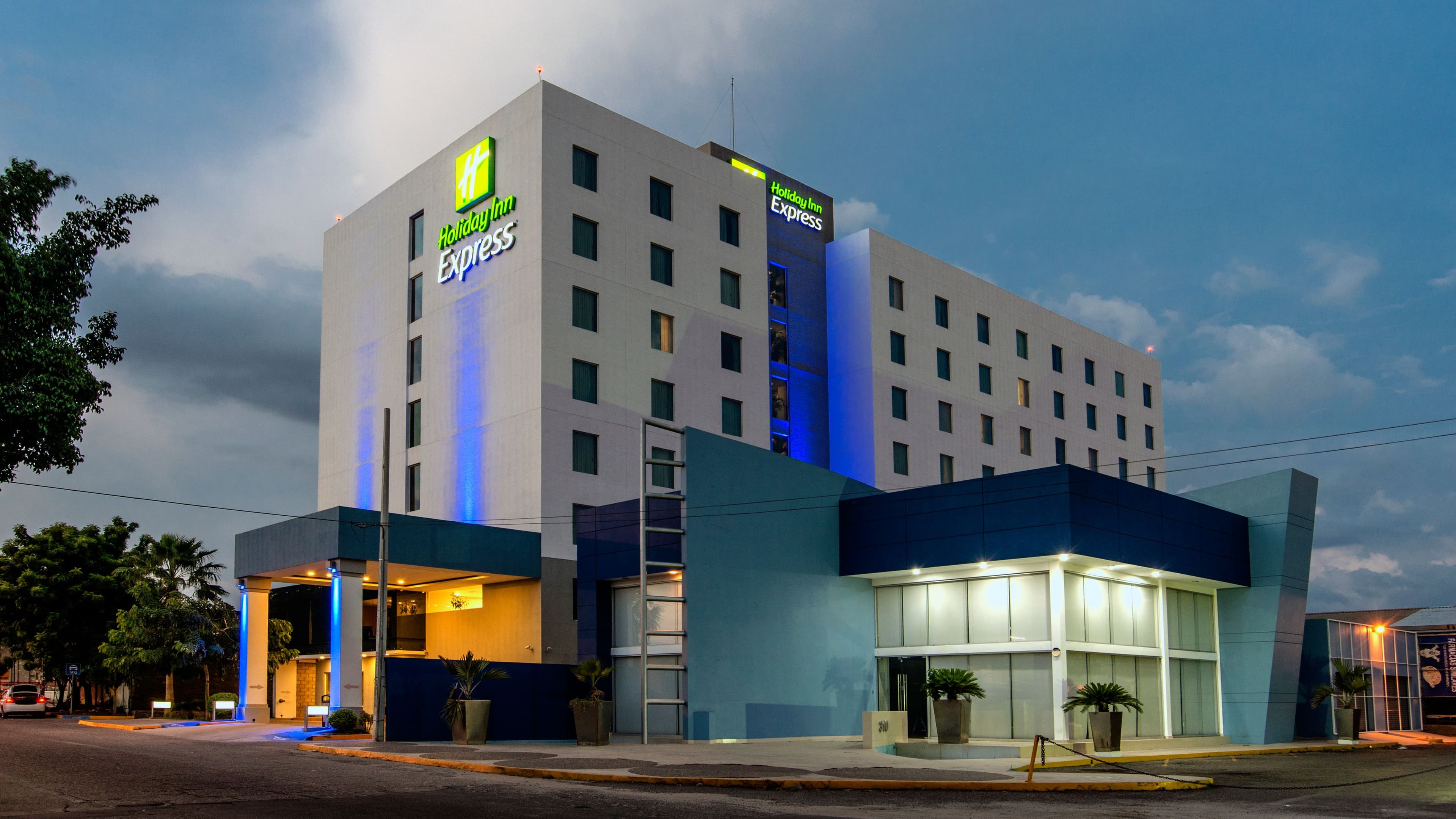 Holiday Inn Express Culiacan - Image 1