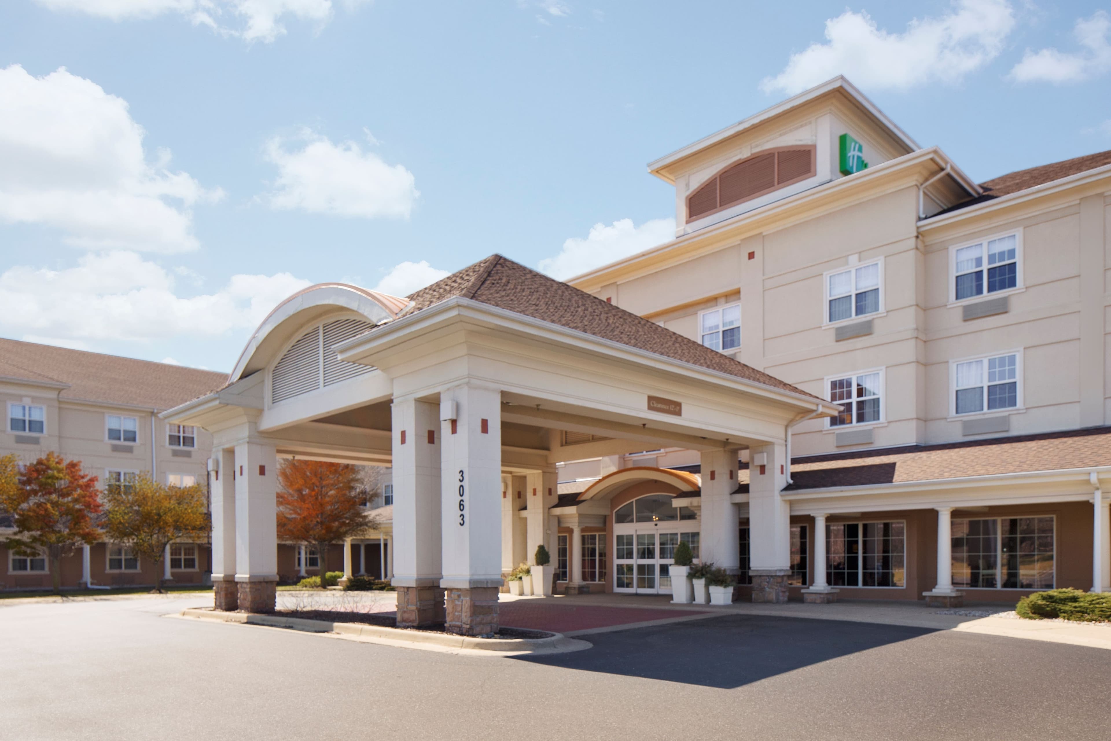 Holiday Inn Grand Rapids - Airport