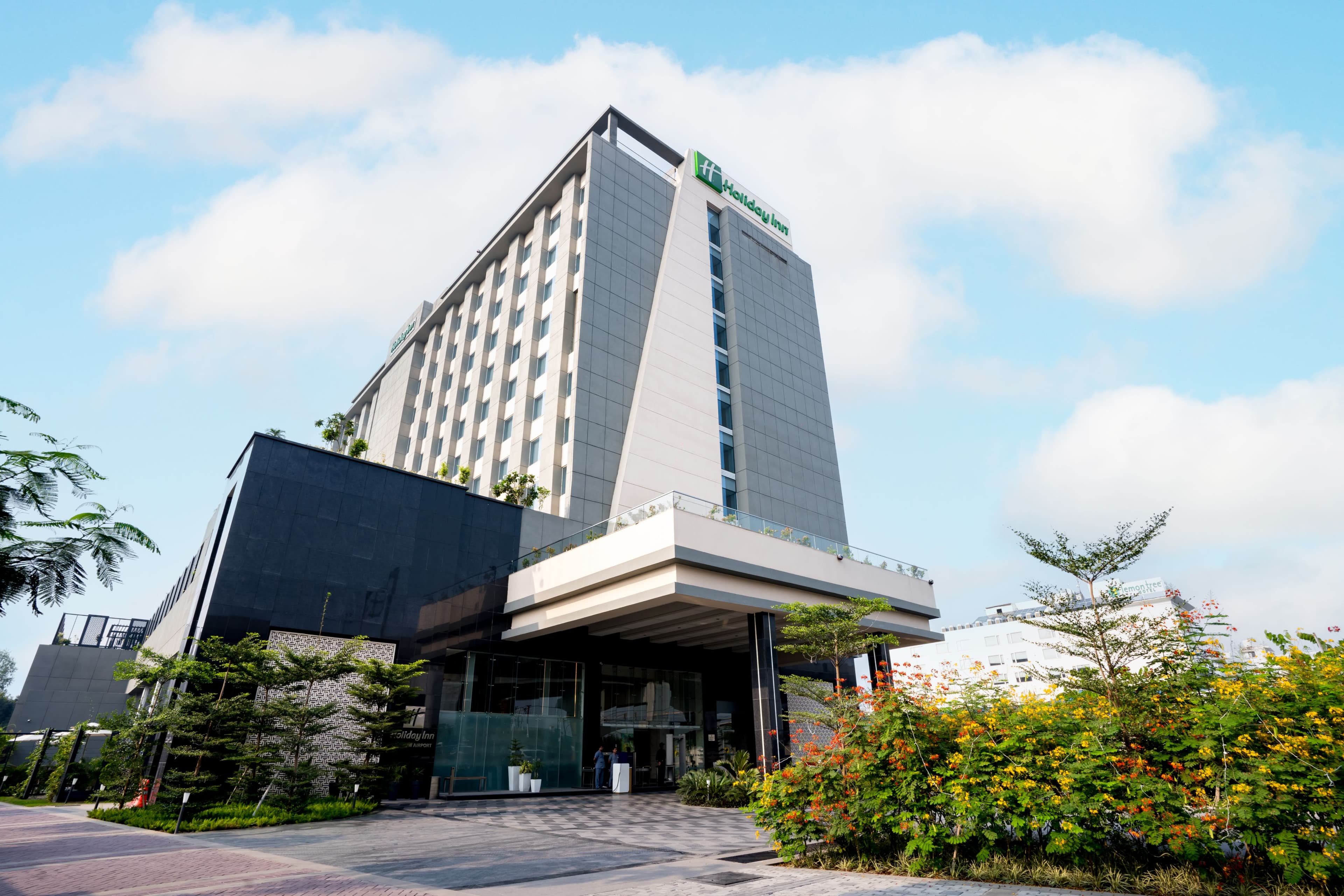 Holiday Inn Lucknow Airport - Image 1