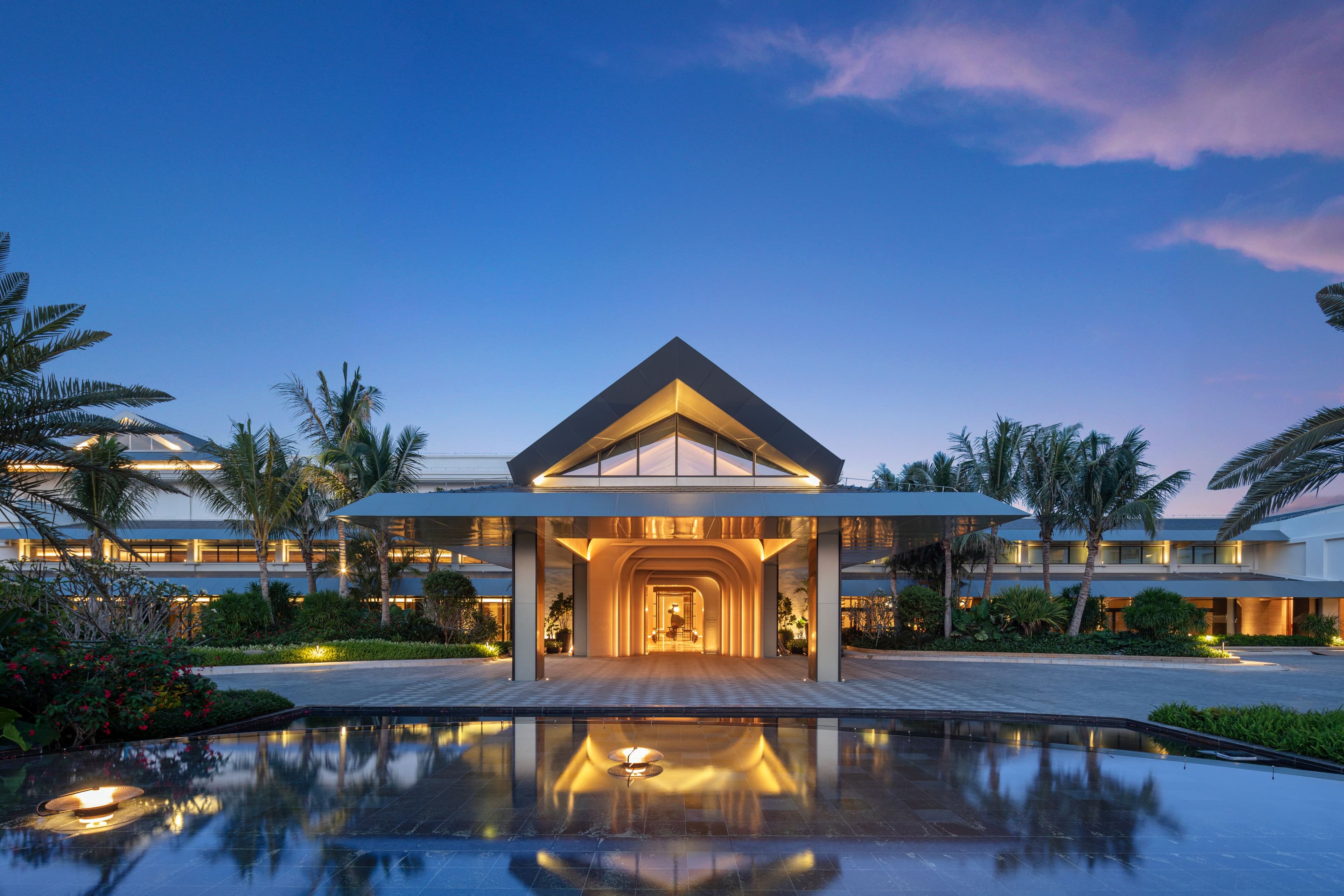 Hotel Indigo Hainan Clear Water Bay - Image 1