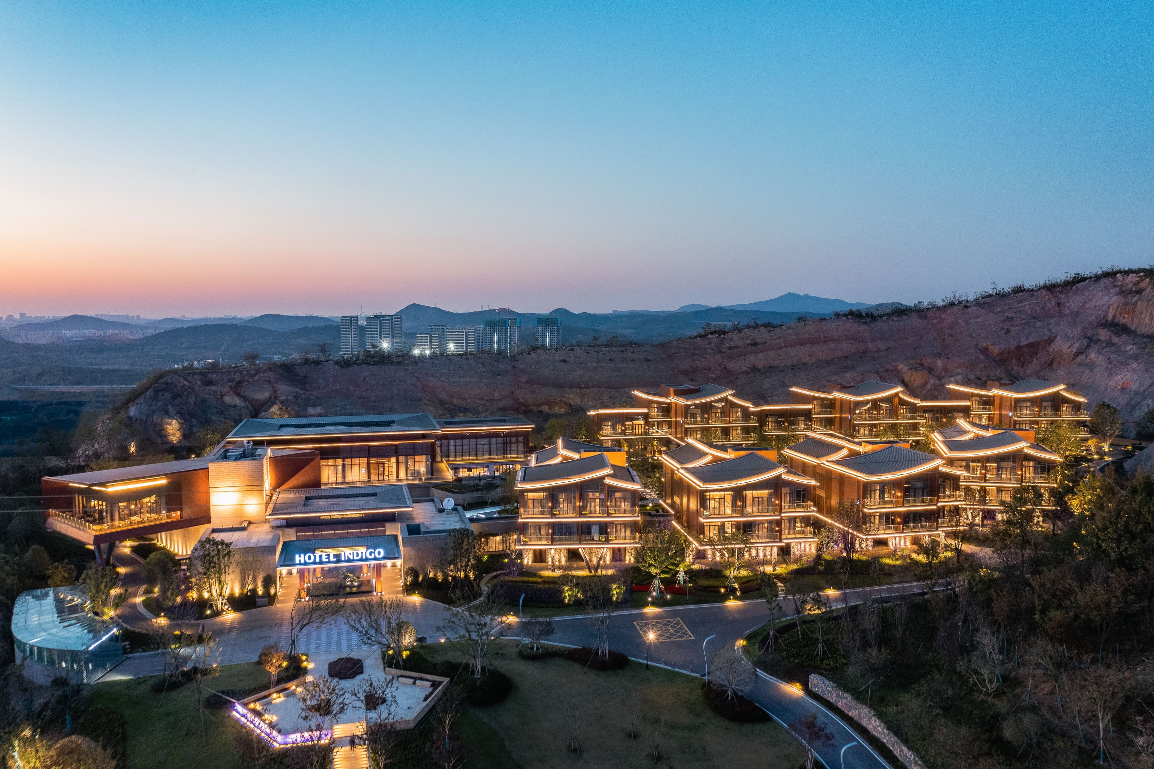 Hotel Indigo Nanjing Garden Expo - Image 1