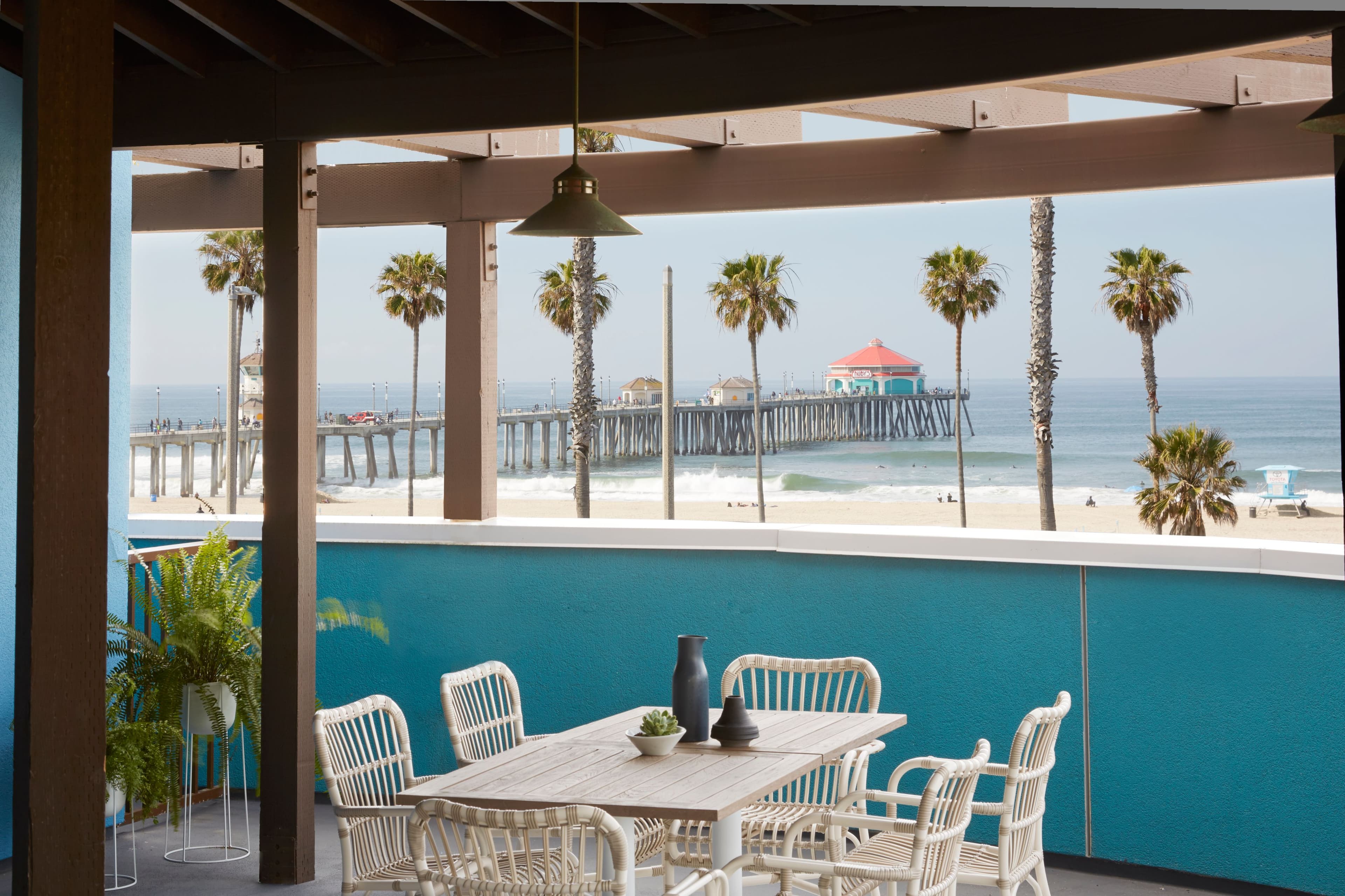 Kimpton Shorebreak Resort - Image 1