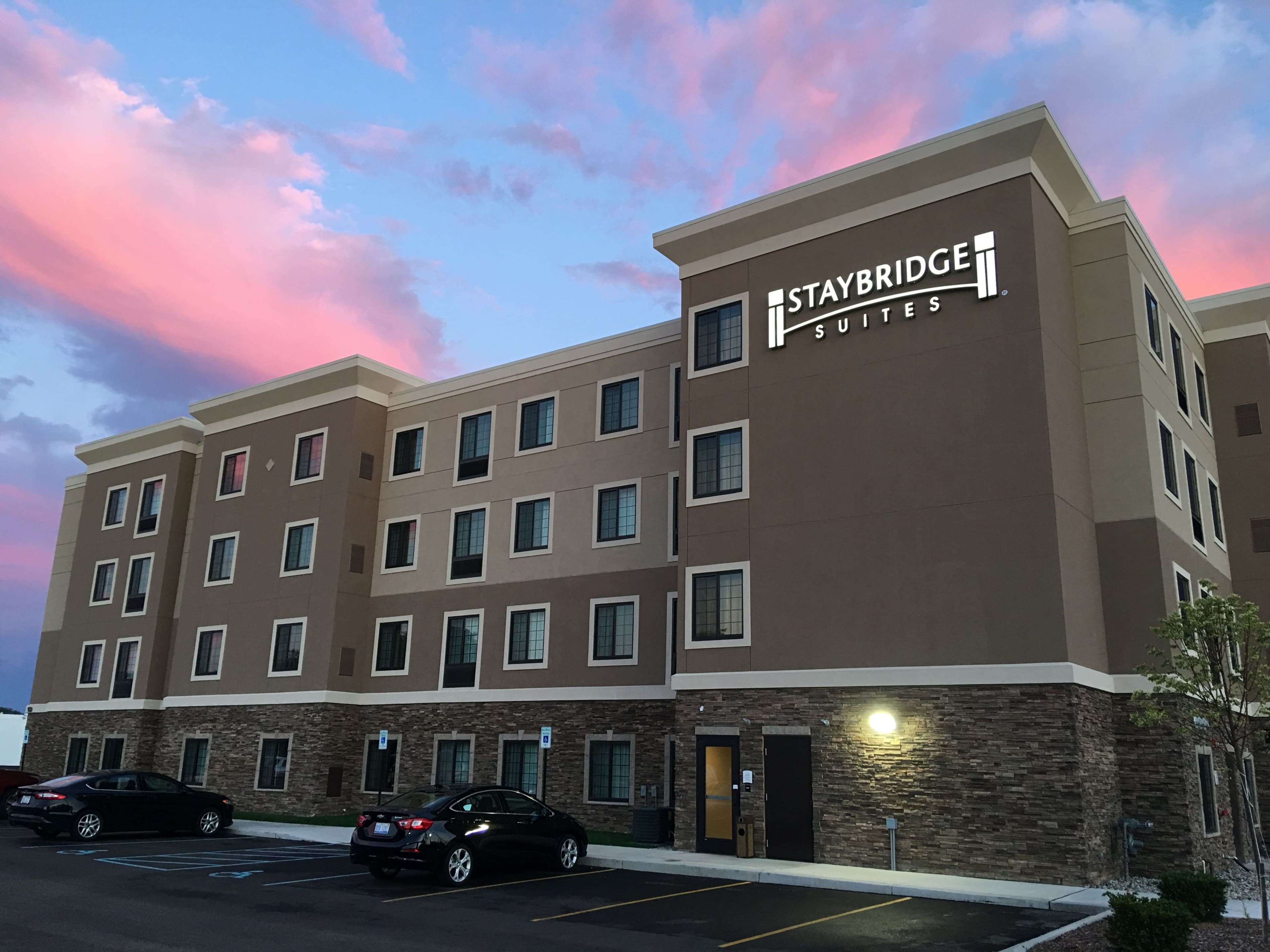 Staybridge Suites Ann Arbor - Univ of Michigan - Image 1