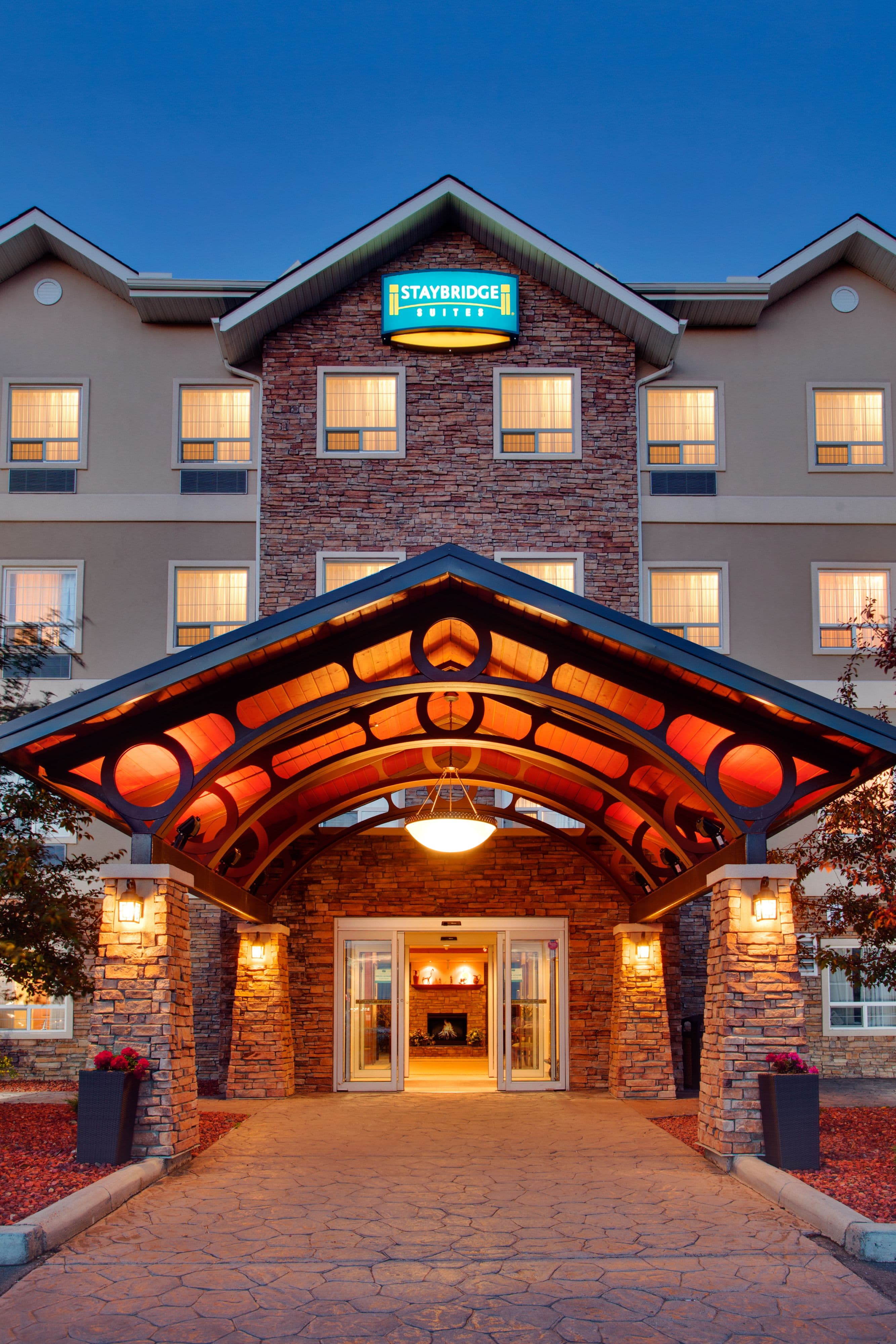 Staybridge Suites Calgary Airport - Image 1