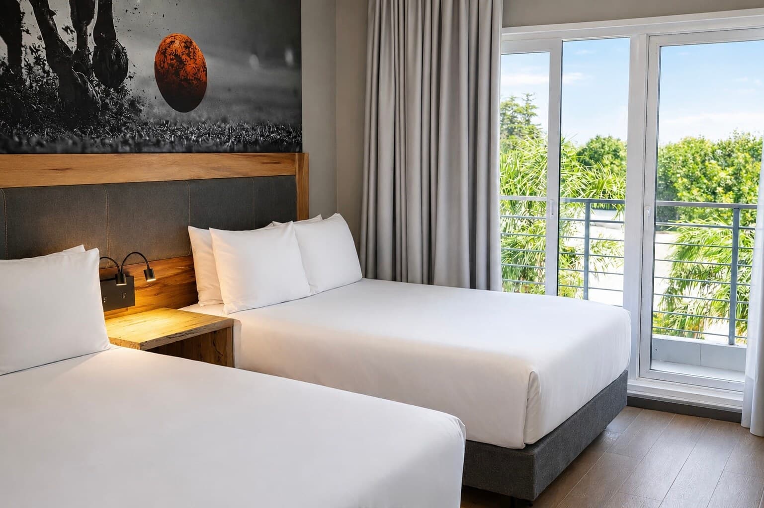 Radisson Red Funes — 27