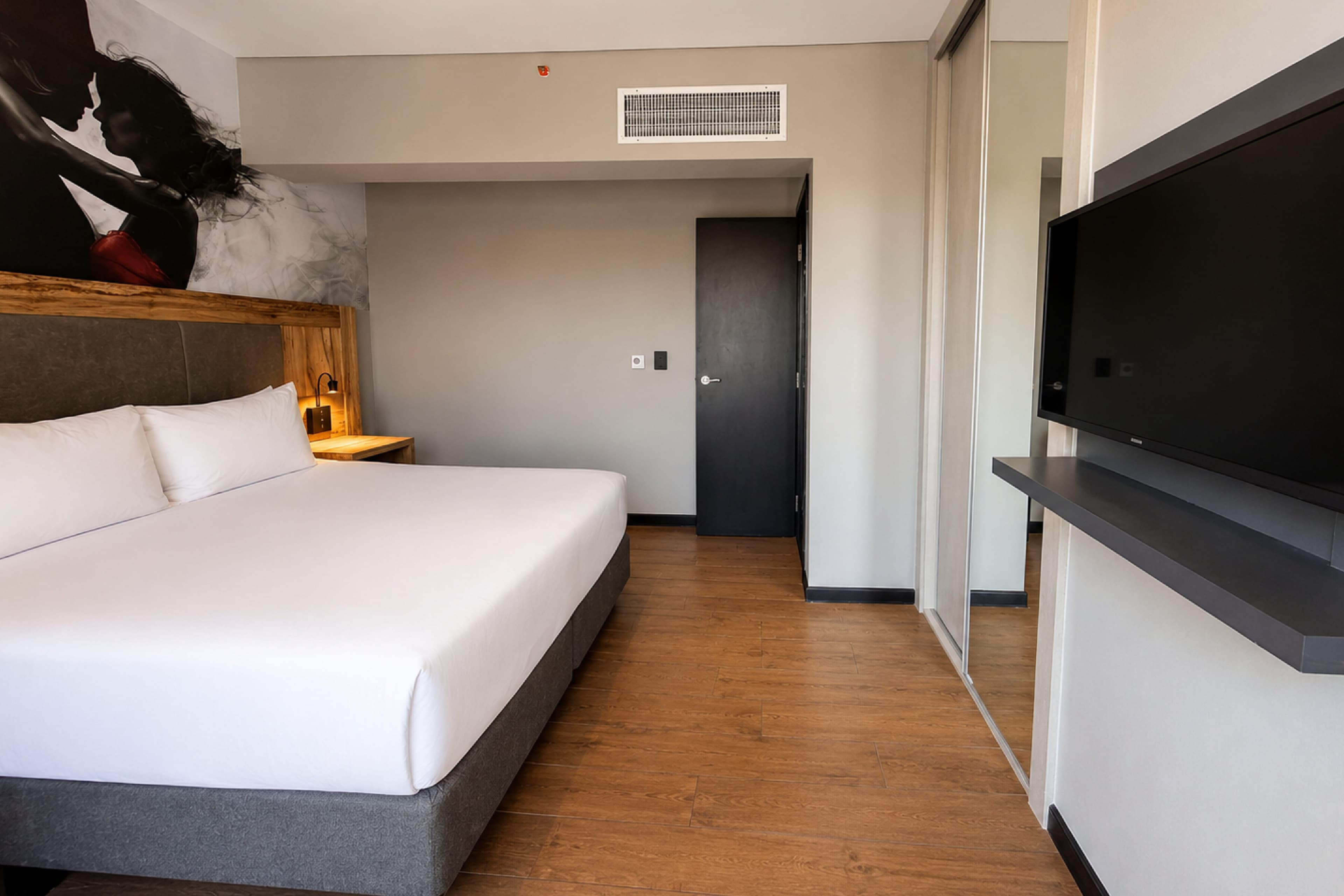 Radisson Red Funes — 31