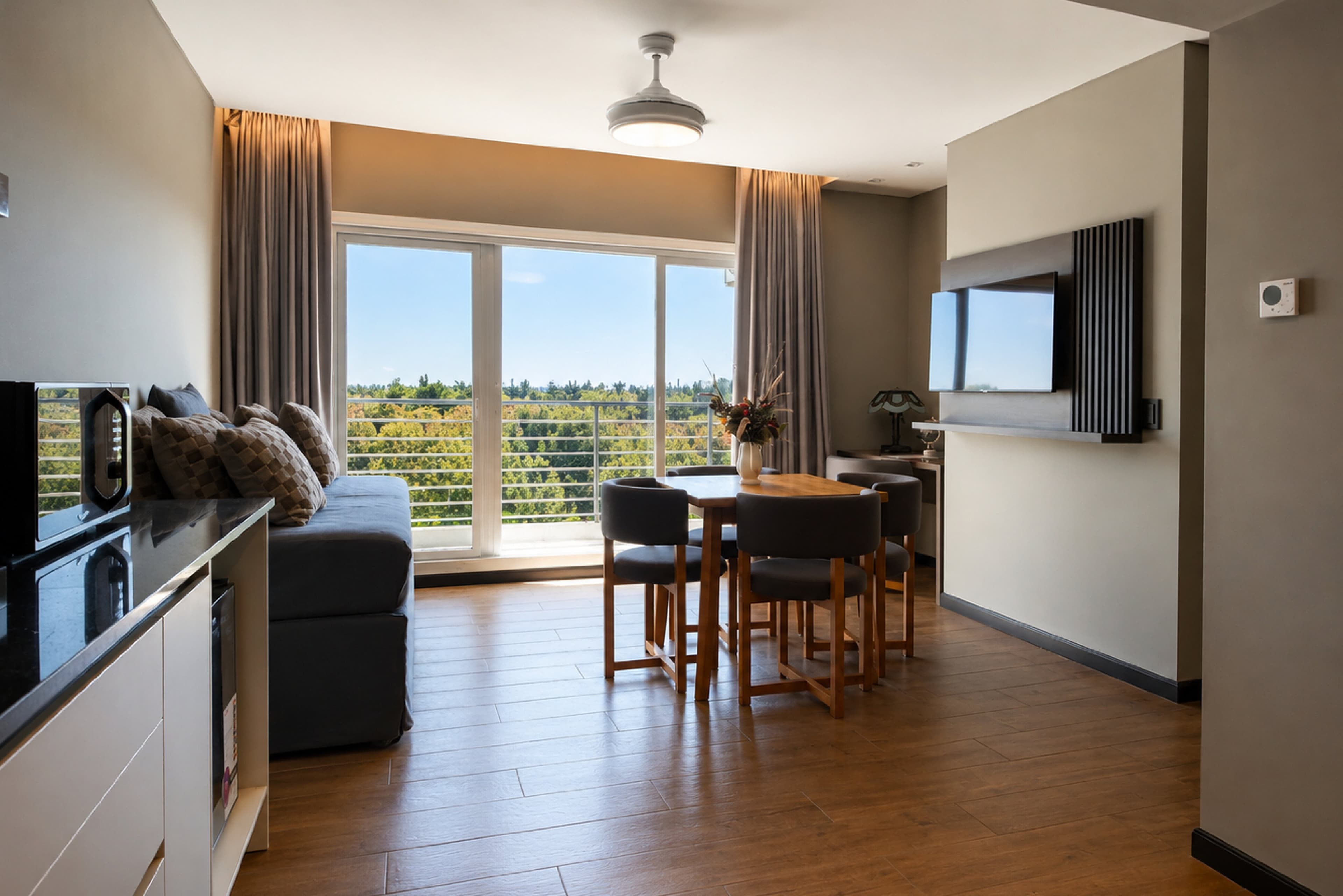 Radisson Red Funes — 33