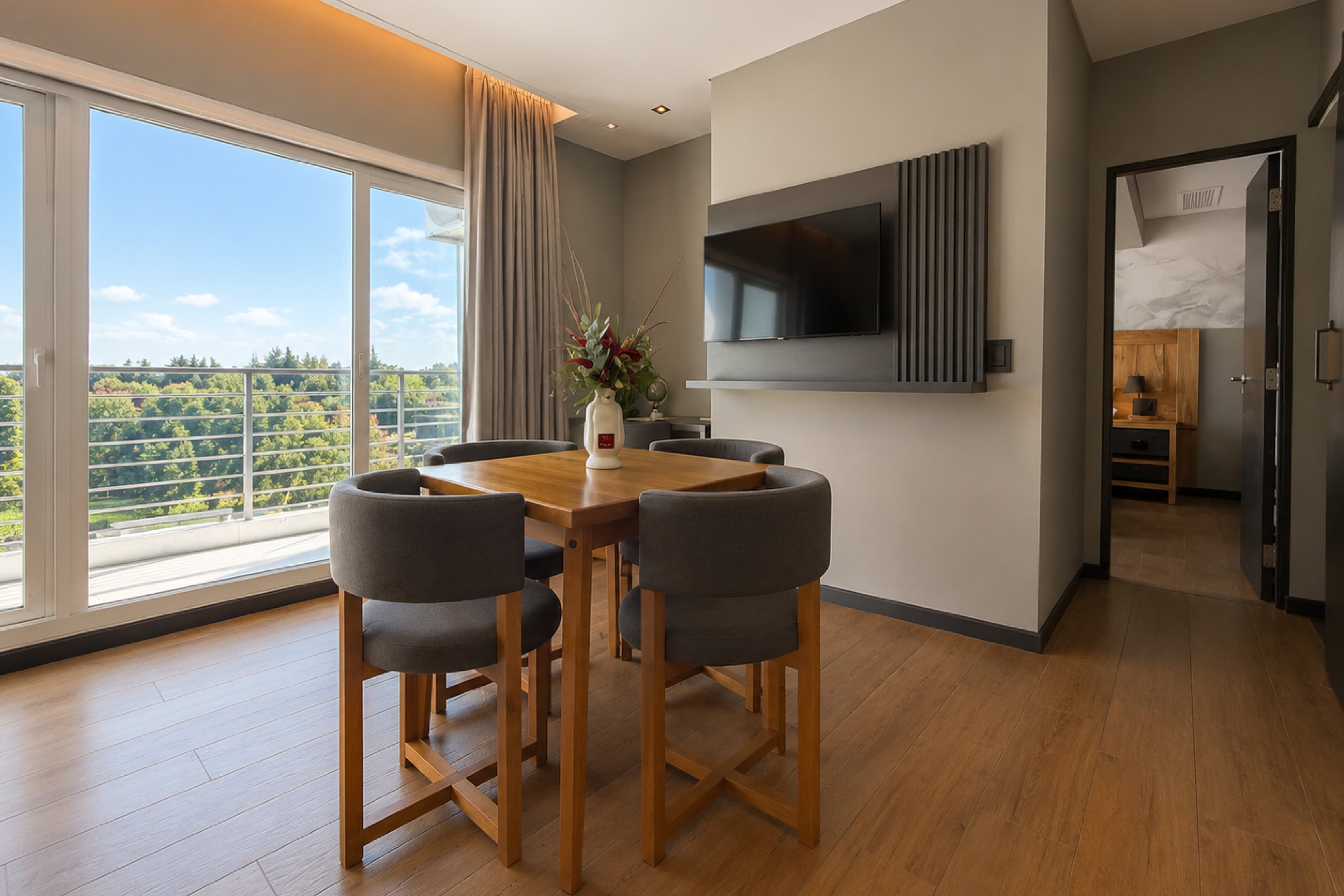 Radisson Red Funes — 36