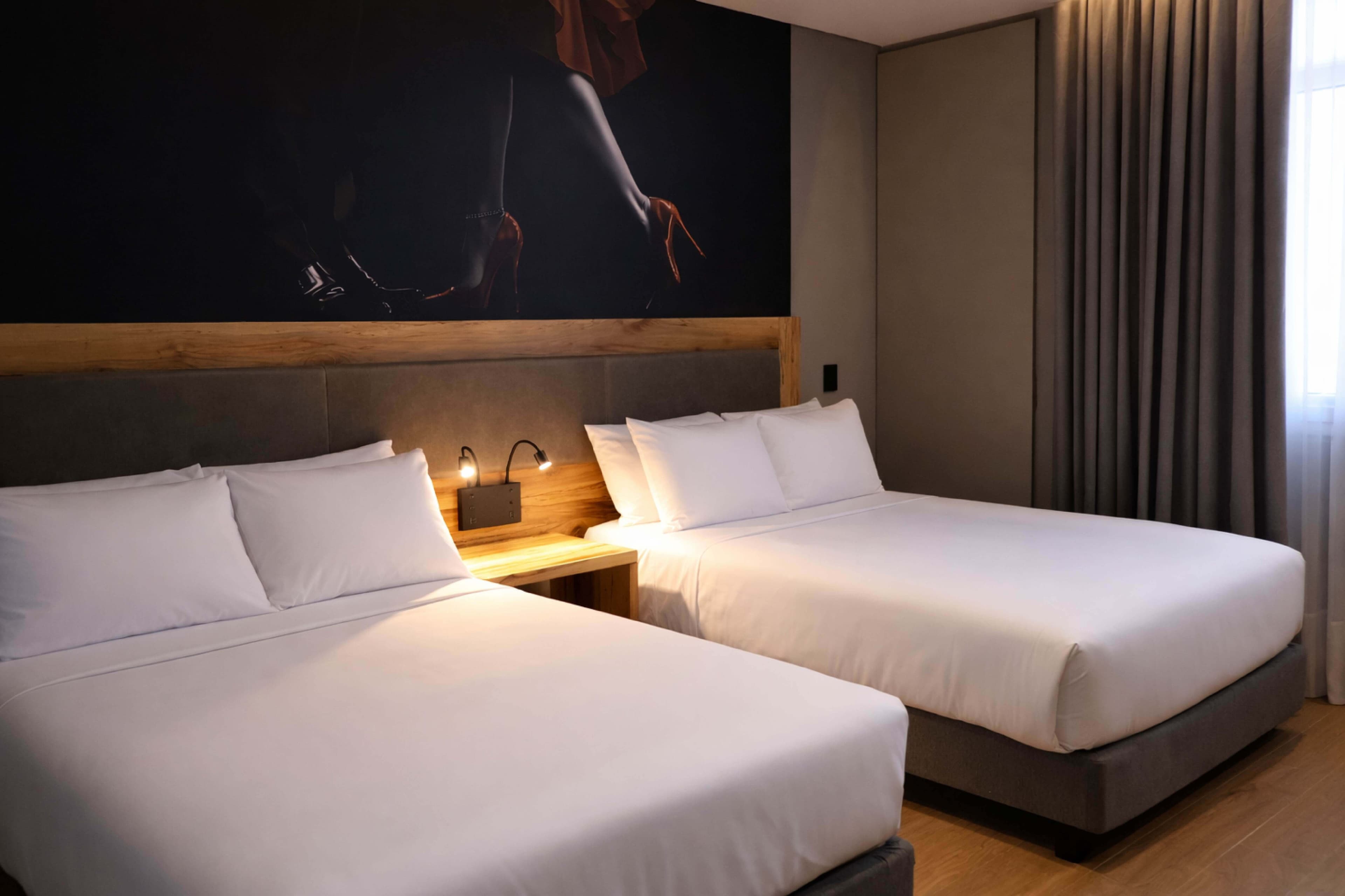 Radisson Red Funes — 6