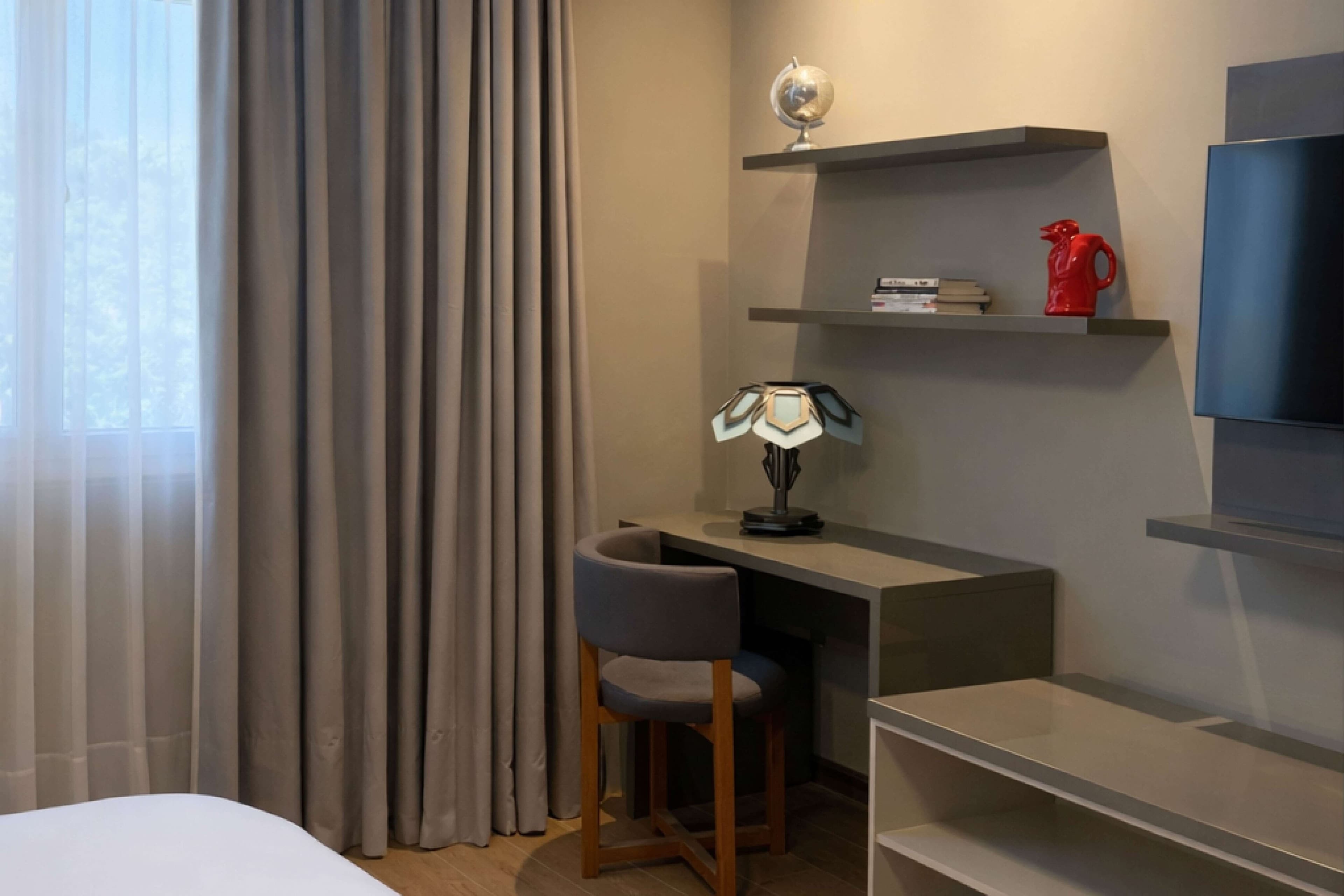 Radisson Red Funes - Image 5