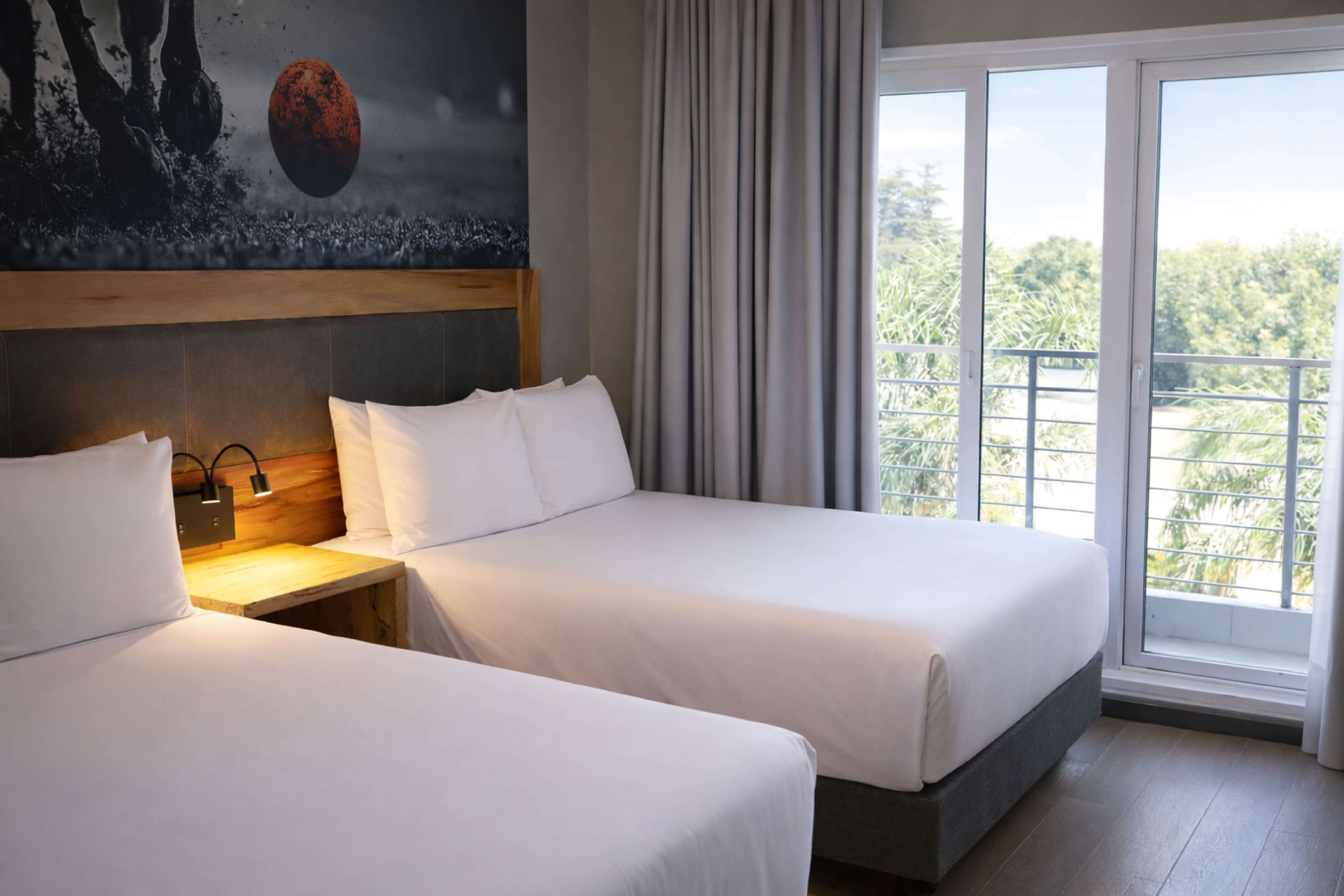 Radisson Red Funes — 24