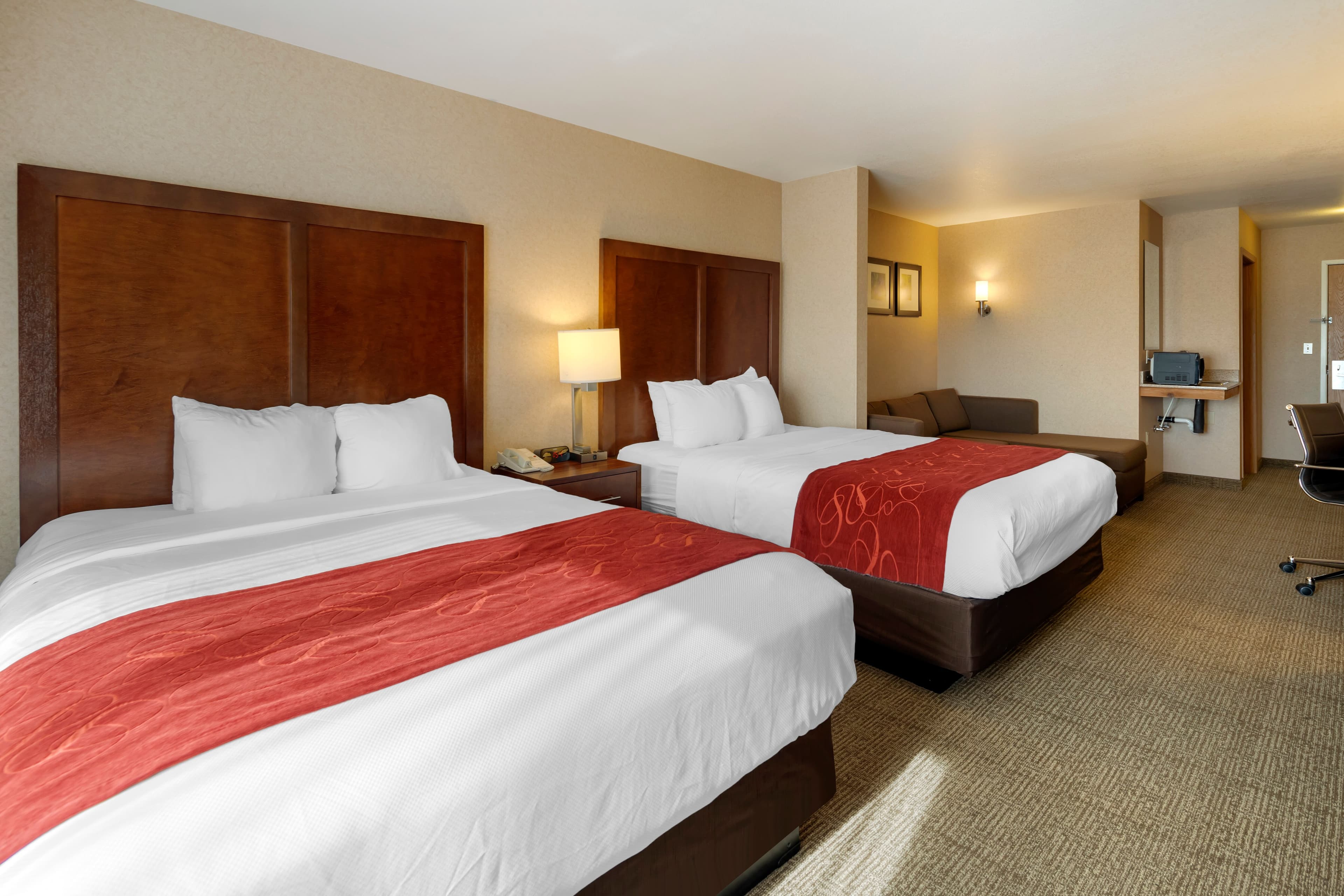 Comfort Suites Anchorage International Airport — 15
