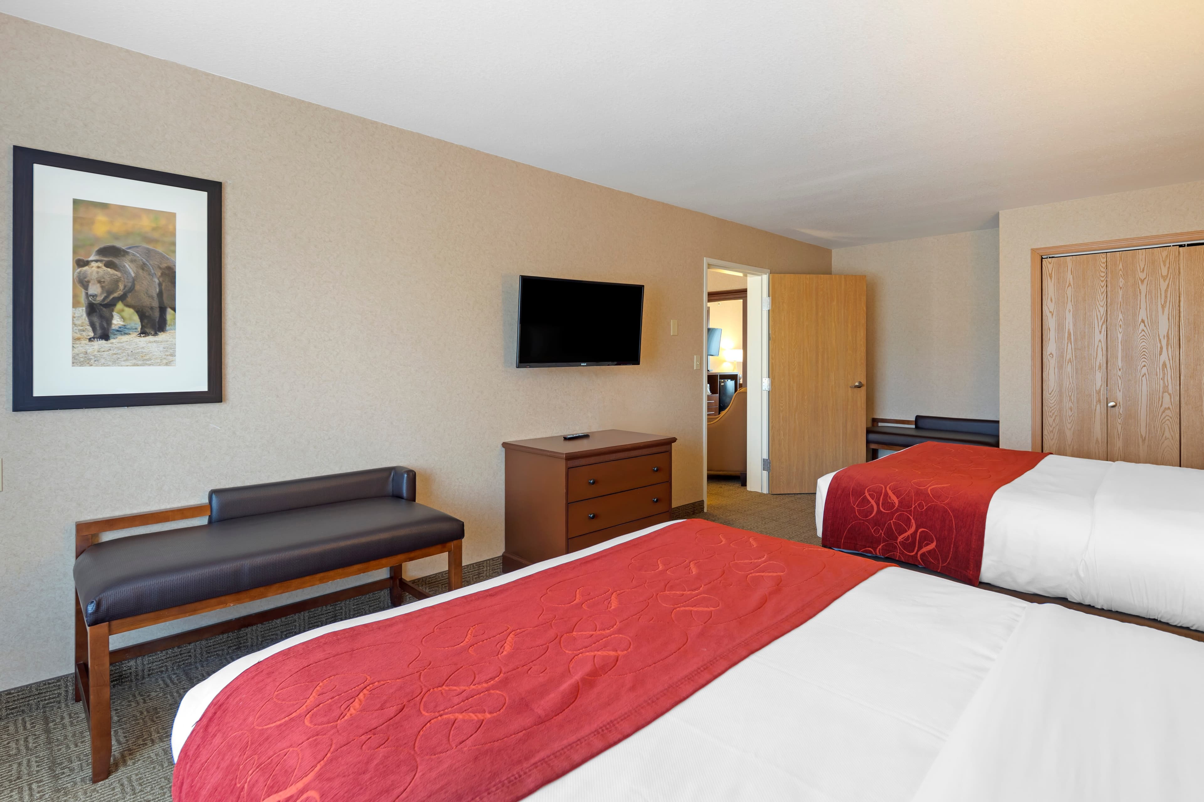 Comfort Suites Anchorage International Airport — 20