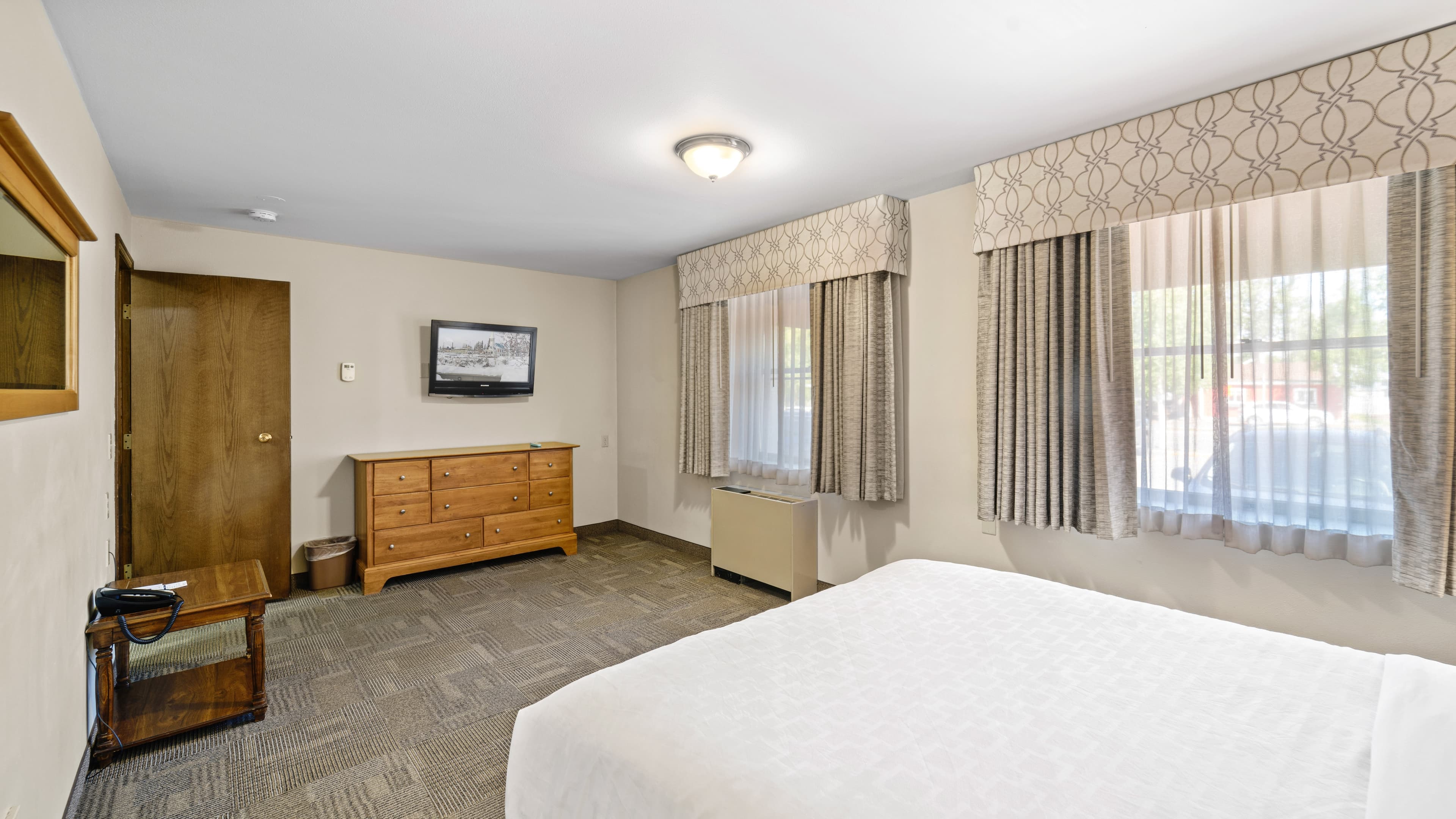 Clarion Hotel & Suites Fairbanks near Ft. Wainwright — 15