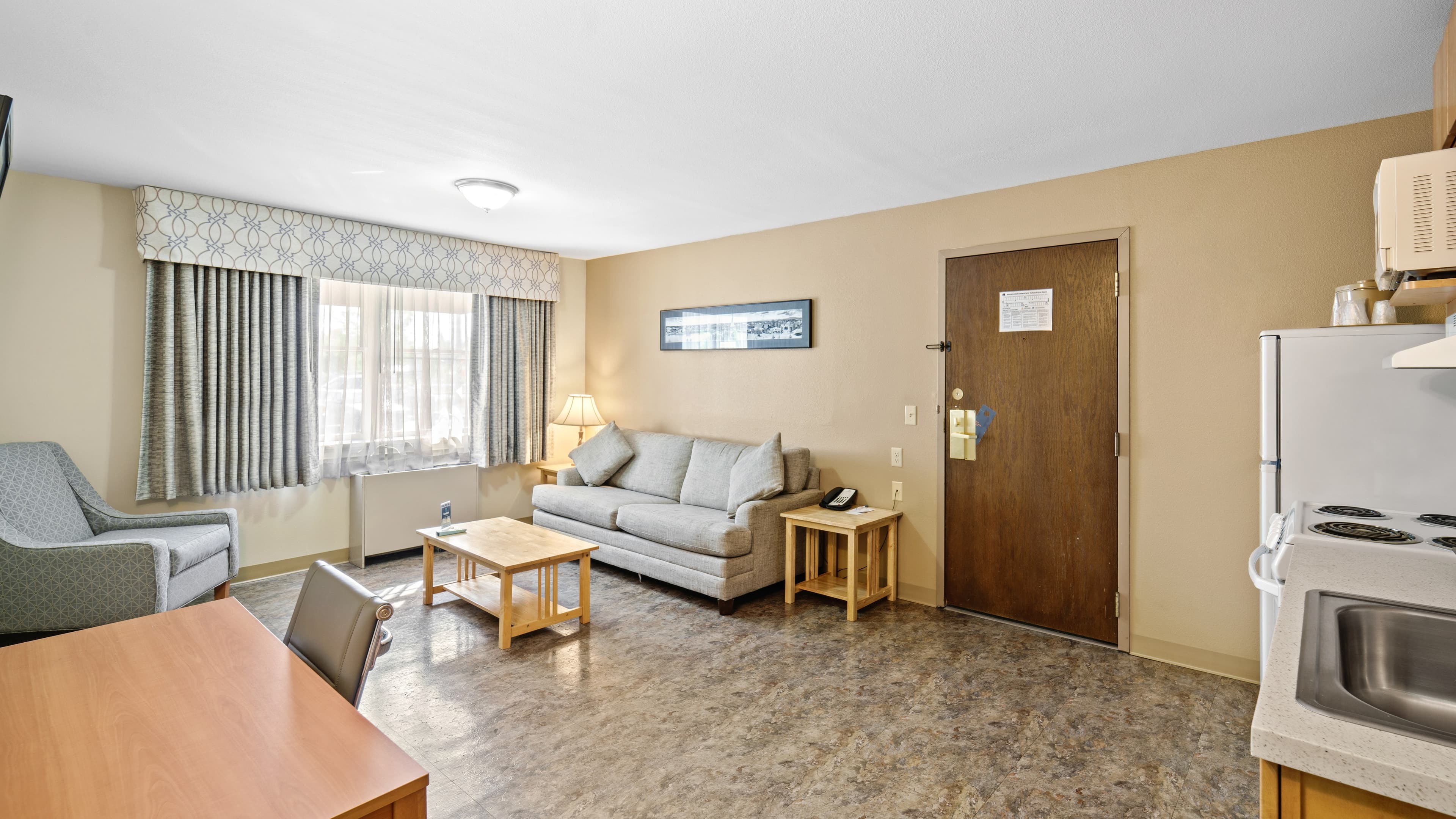 Clarion Hotel & Suites Fairbanks near Ft. Wainwright — 17