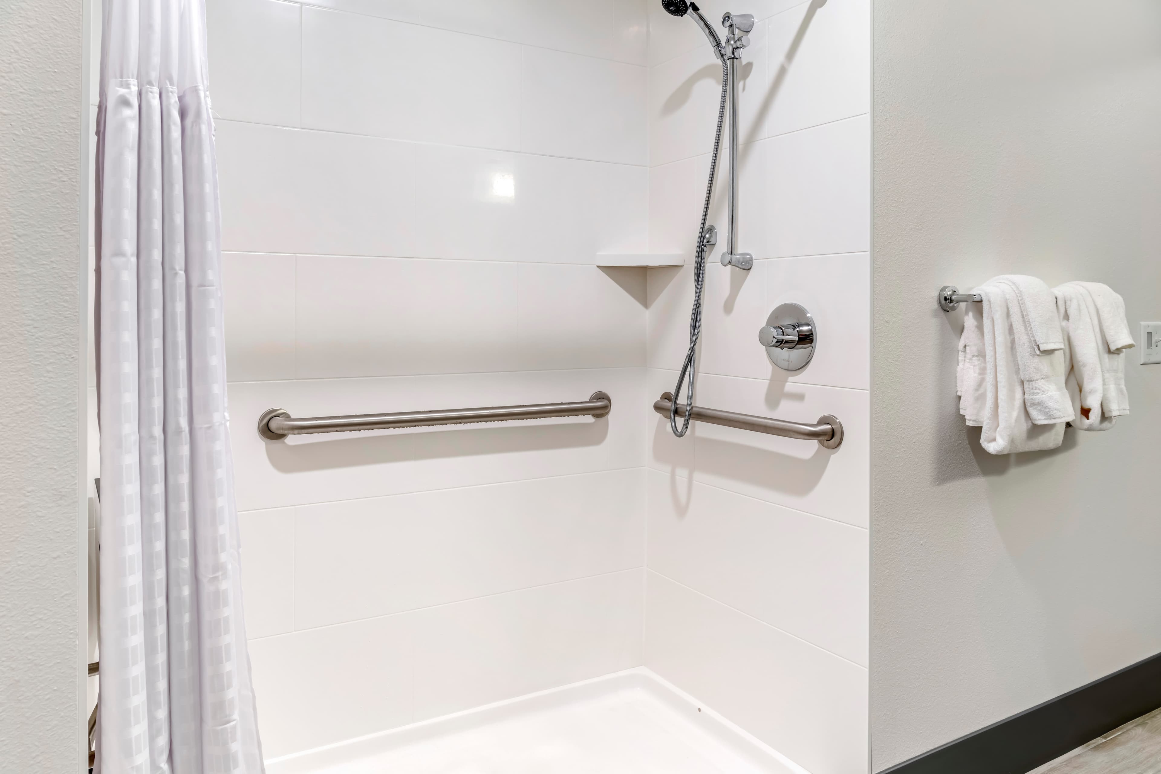 Comfort Inn Fairbanks - Image 3