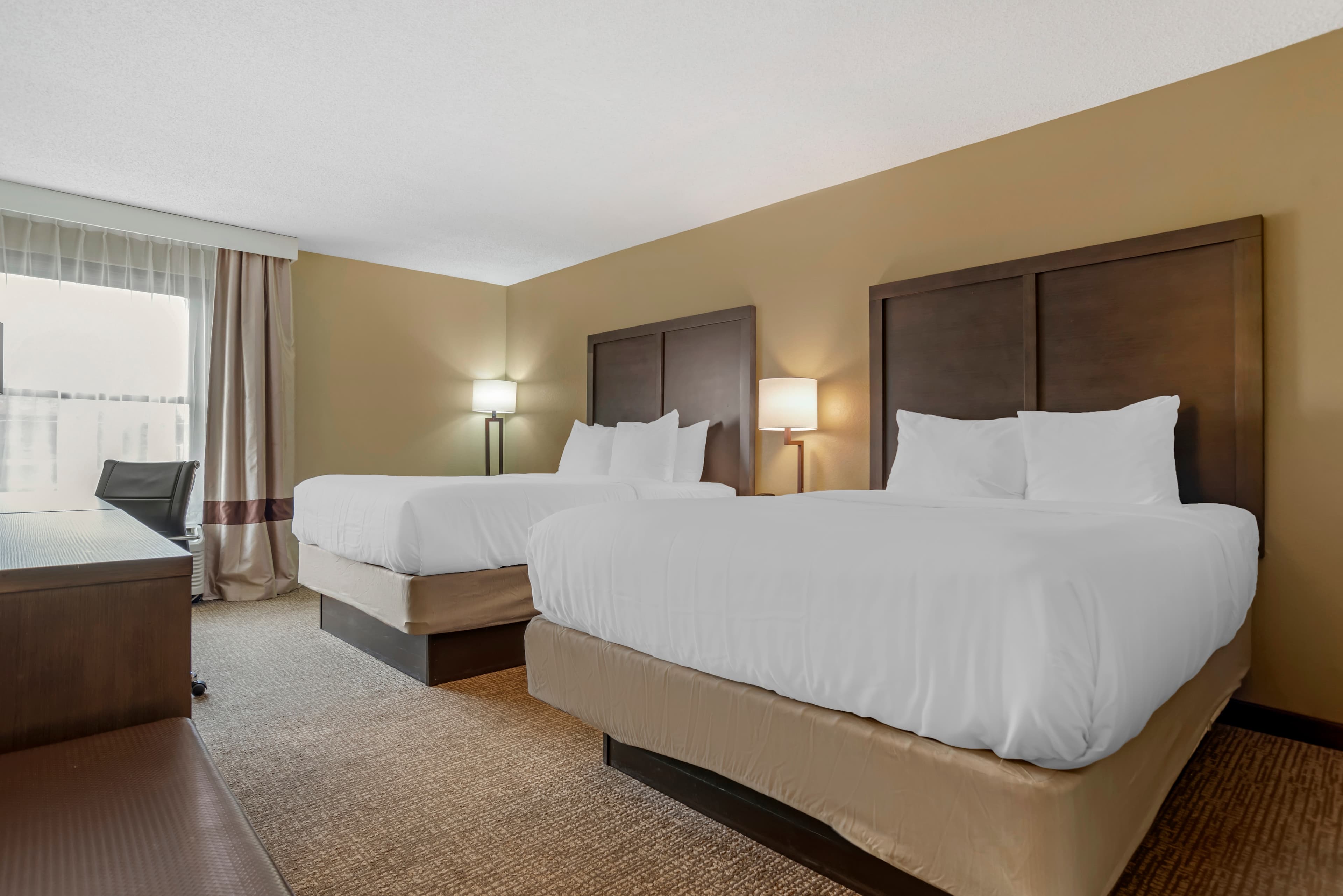 Comfort Inn Opelika - Auburn — 10