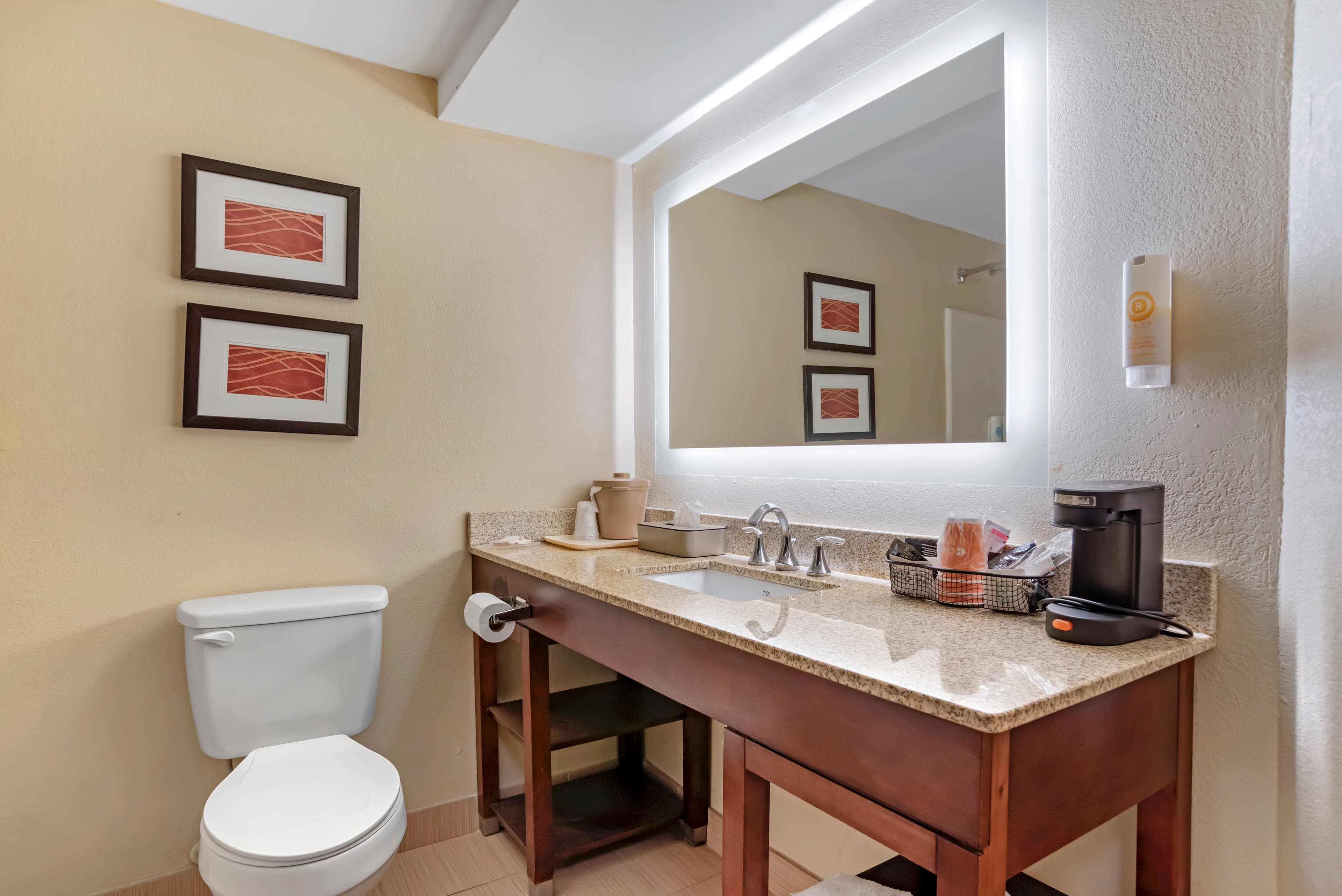 Comfort Inn Opelika - Auburn — 12