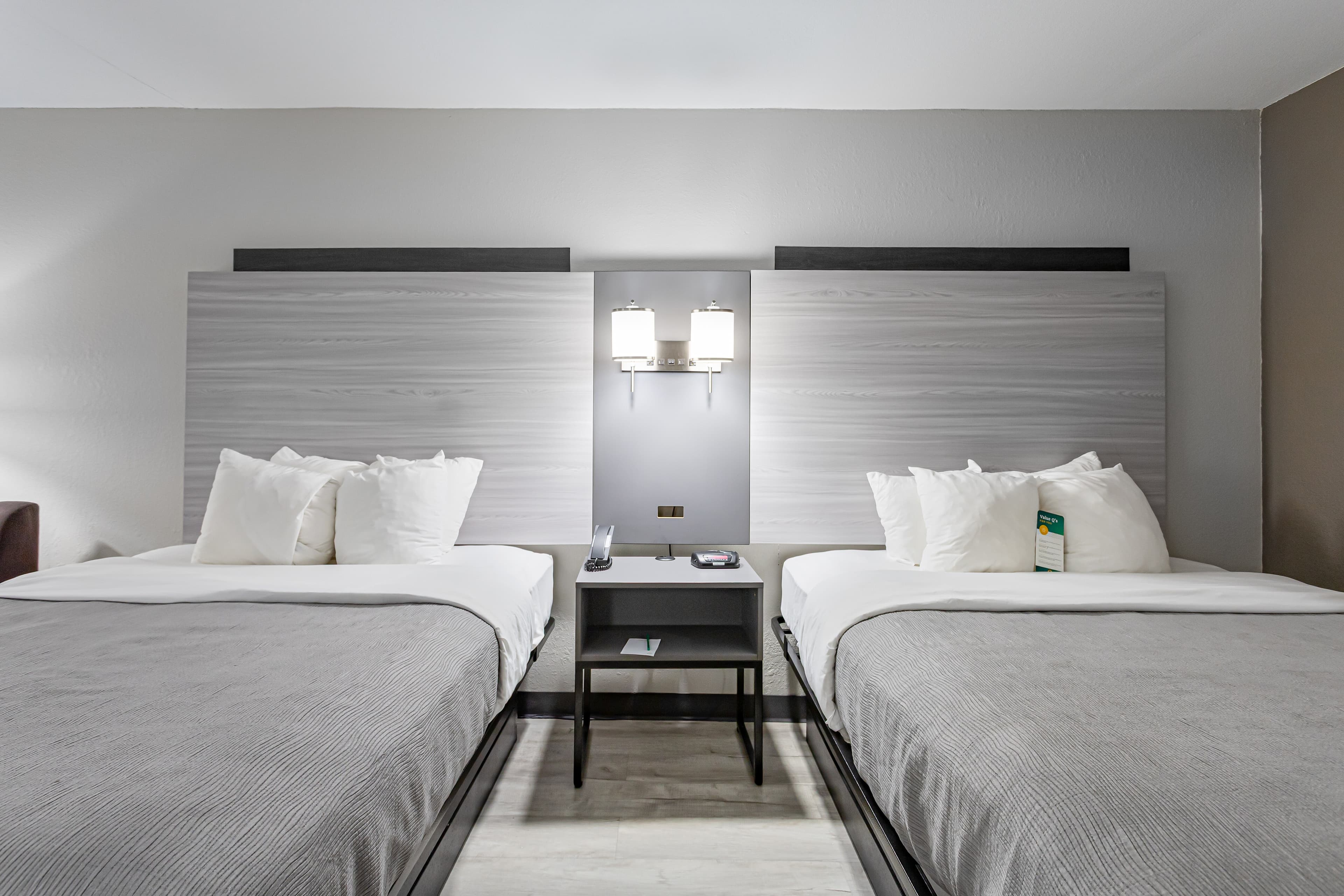 Quality Inn Edmund Pettus Bridge area — 6