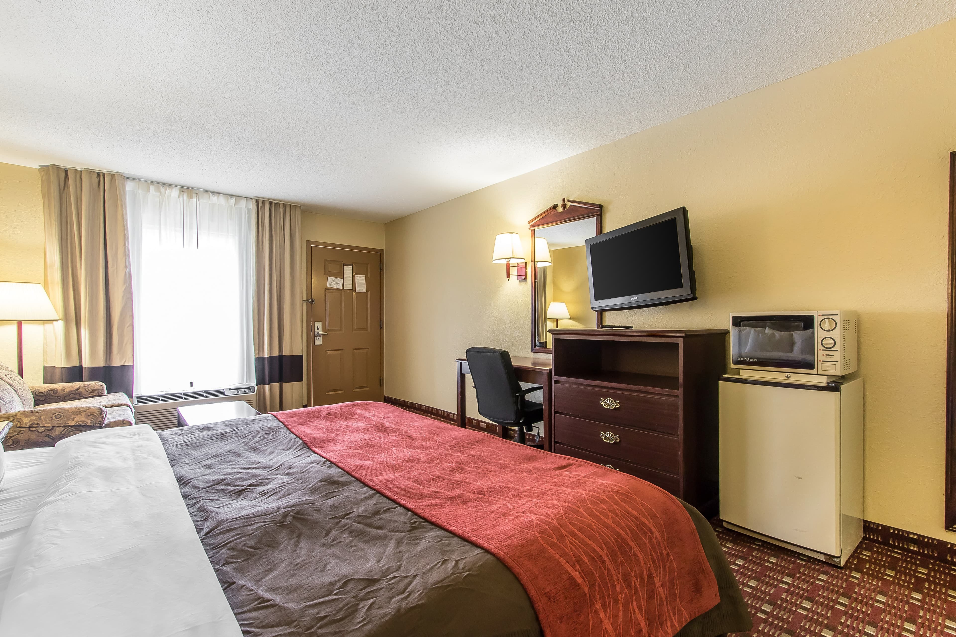Quality Inn Andalusia — 11