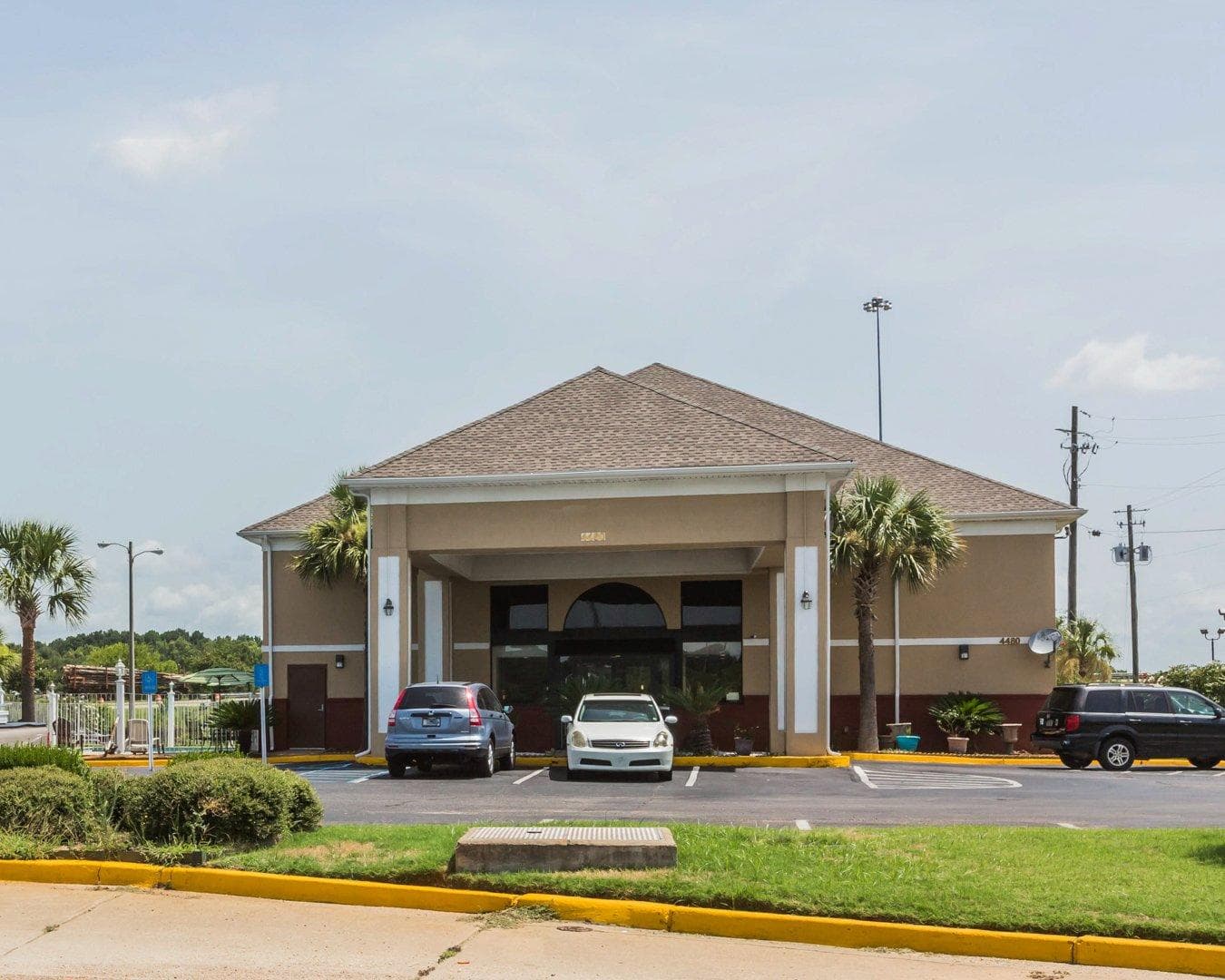 Quality Inn & Suites North Montgomery - Image 1
