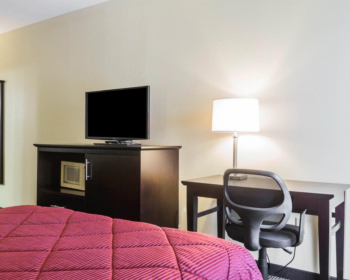 Quality Inn & Suites North Montgomery — 11