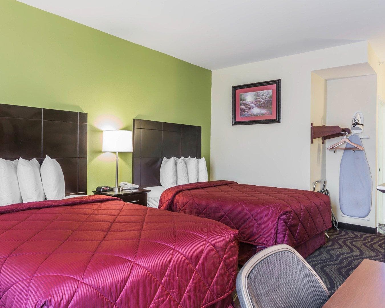 Quality Inn & Suites North Montgomery — 12